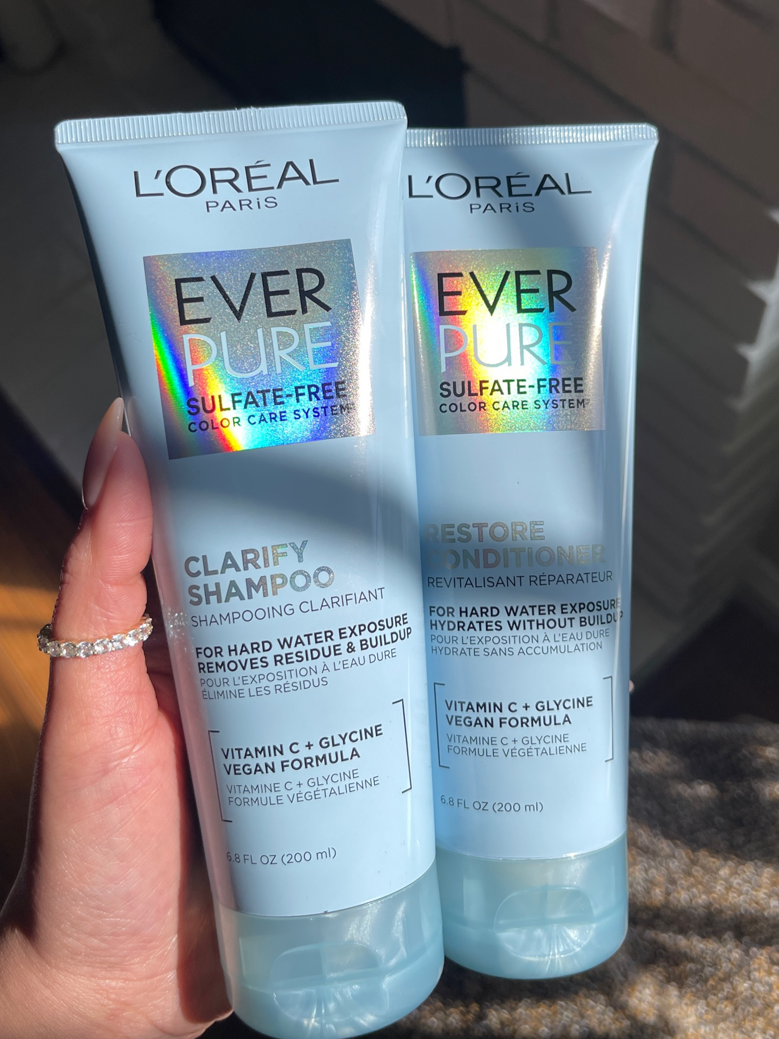 L’Oréal Paris EverPure Sulfate Free Clarifying Shampoo with Antioxidants!
Benefits

Dual action technology Delivers 2x Moisture - Clarifying Sulfate-Free Shampoo removes hair residue while restoring
For your Brightest and Strongest Hair Color - Alternate between EverPure Sulfate free Clarify Shampoo and Conditioner regimen and the EverPure Sulfate Free Bond Repair Shampoo and Conditioner on wash days
Get Salon Hair At Home - Experience a luxurious lather with EverPure vegan Clarifying Shampoo and Restoring Conditioner, suitable for all color treated hair
L'Oréal's Purest Respect For Your Hair - Formulated without sulfates, parabens, DMDM hydantoin, added phthalates, dyes, gluten ingredients. Always vegan, color caring, and powered by science
Protects Color From Fading - Non stripping, sulfate-free formula, with antioxidants Vitamin C and Glycine reveals bright, visibly healthy color that lasts, for all hair types


#LTKbeauty #LTKSeasonal #LTKfindsunder50