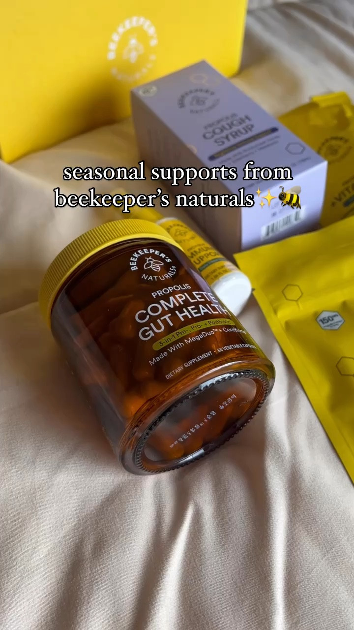 seasonal supports from beekeeper’s naturals, one of my favorite wellness brands!!

immune support propolis throat spray 
gut health probiotics
cough syrup
liposomal vitamin C



#LTKFamily #LTKVideo #LTKSeasonal