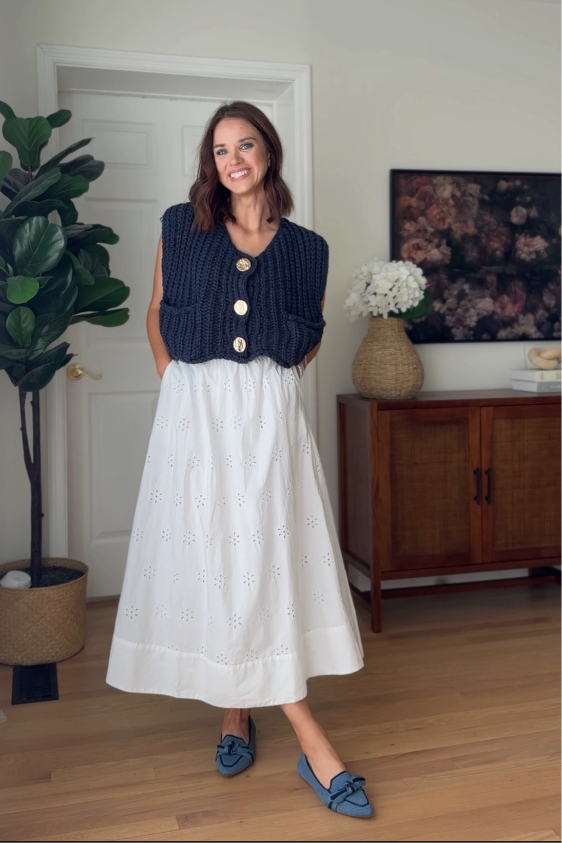 Nursing friendly teacher outfit // pumping friendly teacher outfit // business casual // 

Button down sweater : wearing s
White skirt : wearing s
Washable flats 

#LTKSeasonal #LTKBacktoSchool #LTKStyleTip