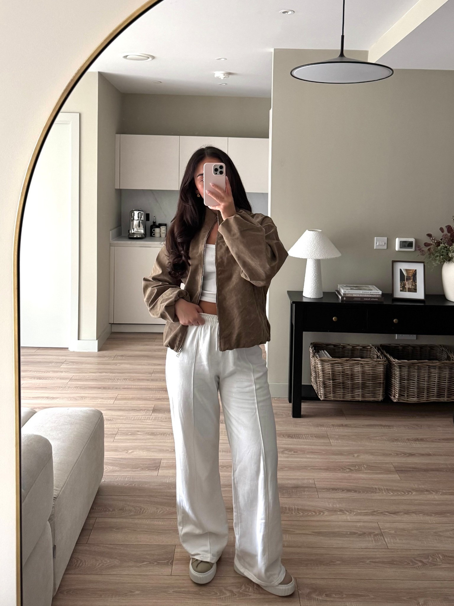 Suede bomber jacket - I wear a size S

Bomber jacket, autumn outfits, autumn jacket, suede jacket, autumn casual outfits

#LTKuk #LTKautumn #LTKFashionMonth