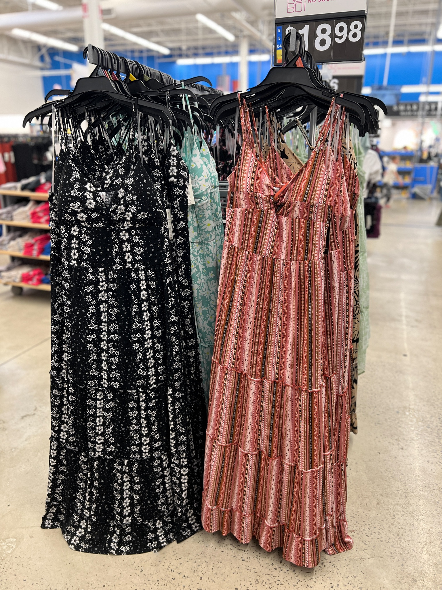 These dresses are so nice y’all! Seriously can’t believe the price! 