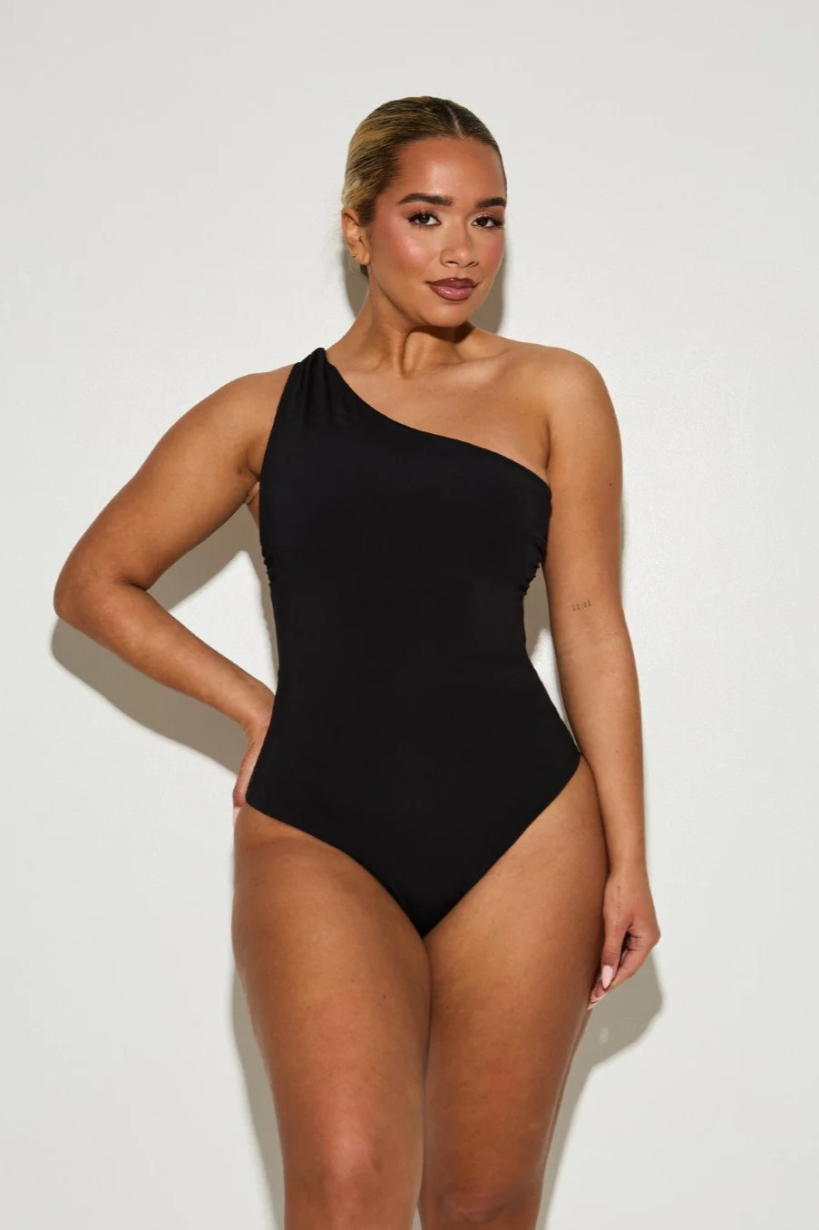 One Shoulder Cut Out 'Hallie' Bodysuit - Black (Limited Edition) | RELR