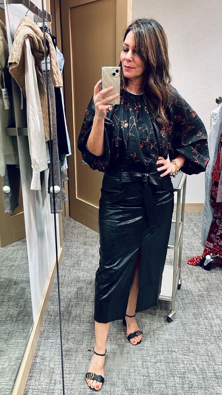 Personal stylist pick! Faux leather skirt will sell out! Wearing medium(I’m normally 28 in jeans sometimes 29)  great for work with tall boots or casual with sneakers and a sweater!! Love it! #roseknows!  
Ps. My top is plus size, drop shoulder so I just tuck it in so it’s not a problem 😉

#LTKstyletip #LTKworkwear #LTKover40