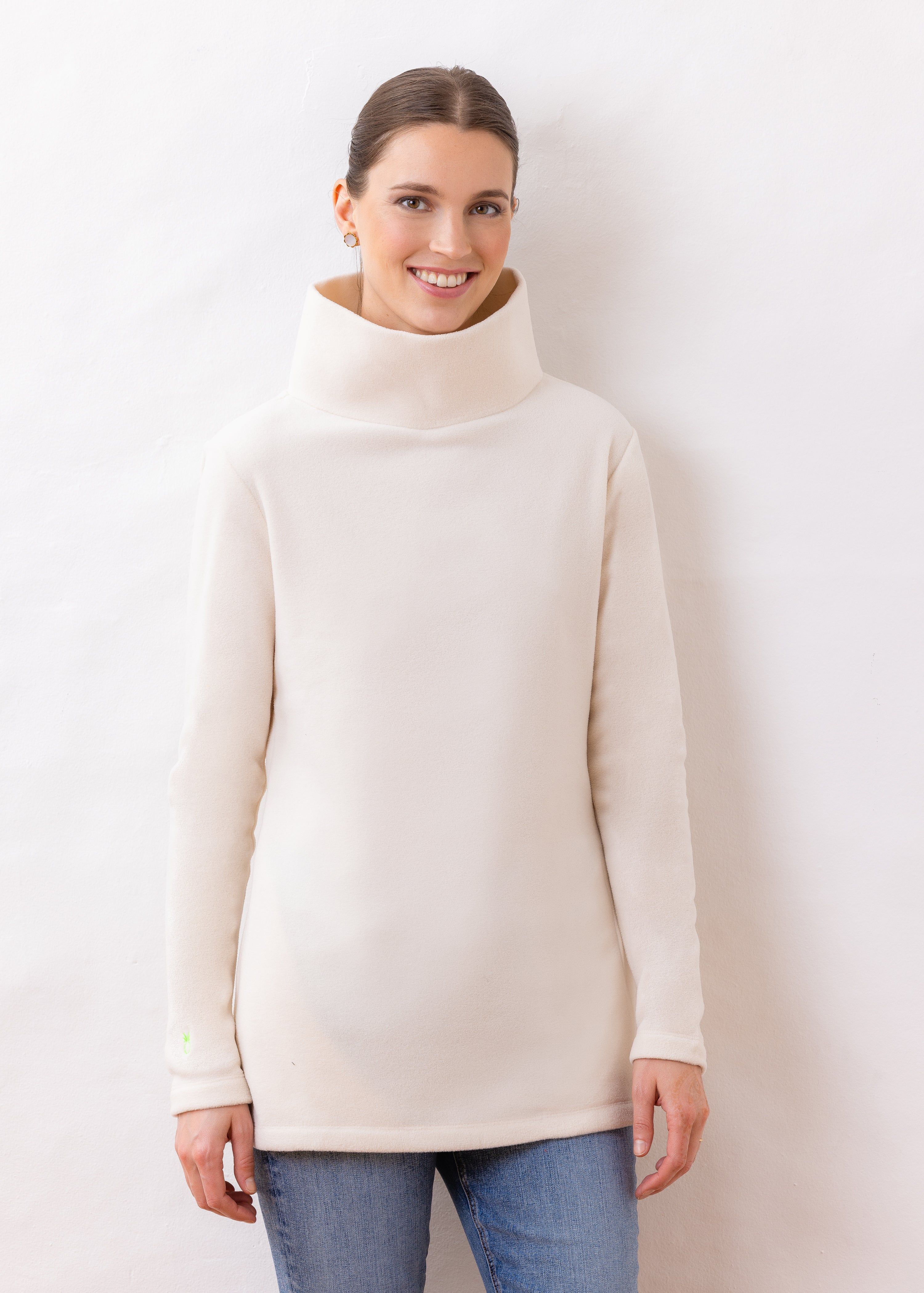 Cobble Hill Turtleneck (Cream) | Dudley Stephens