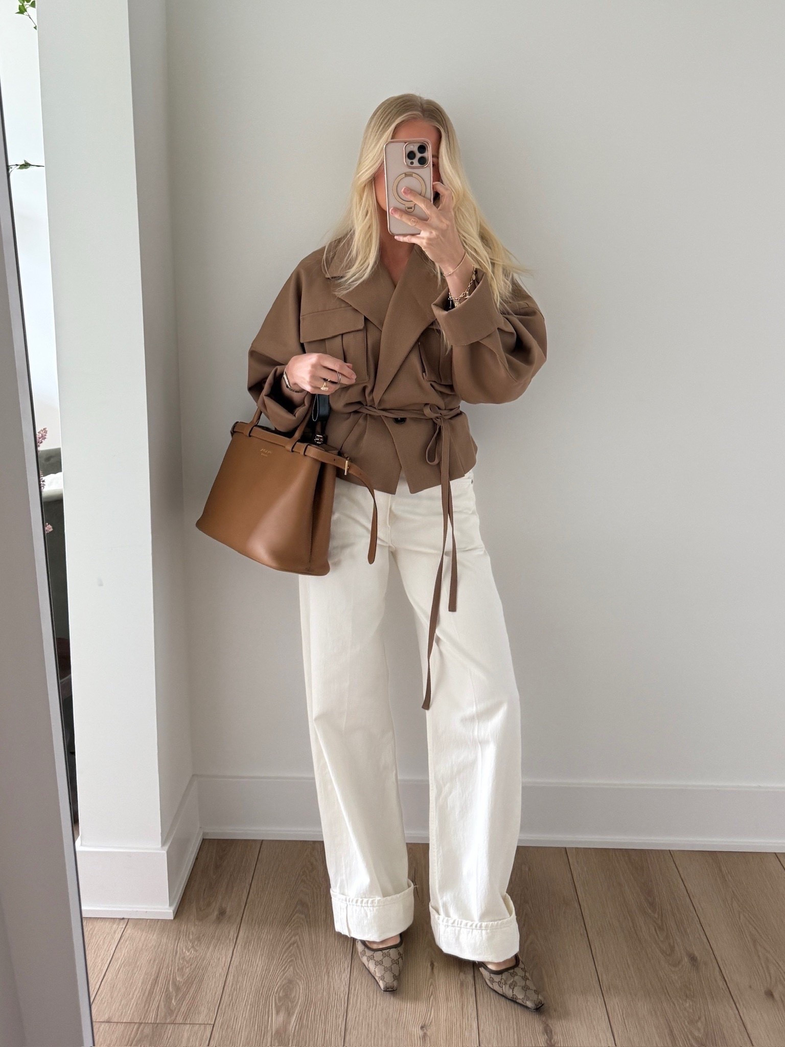 Wearing a small in jacket (linked similar), 26 in jeans, shoes are tts, linked similar bag! #kathleenpost#LTKStyleTip



#LTKSeasonal

#LTKootd #LTKgrwm