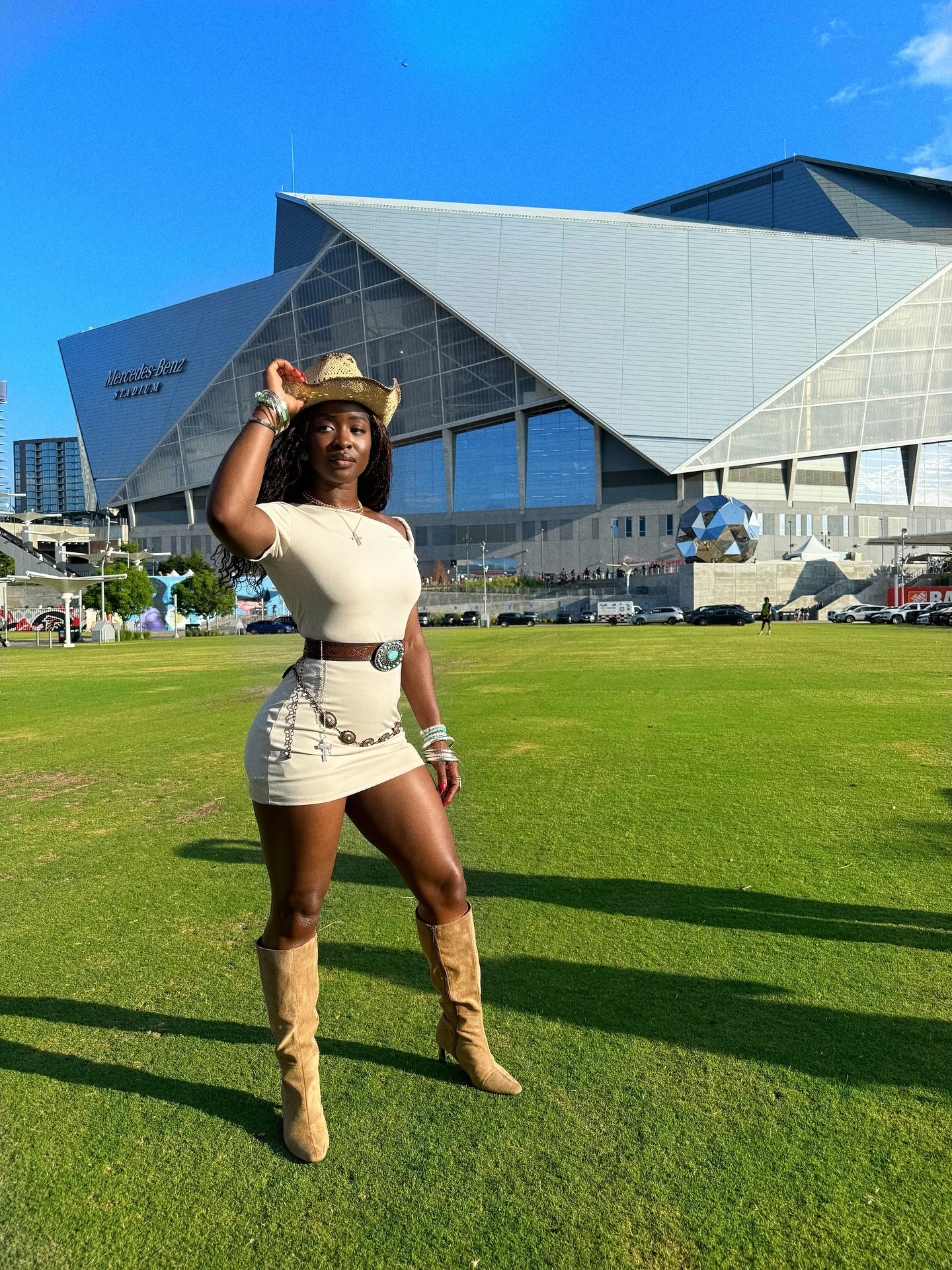 Body rolls at the rodeo 🤍
.
What a time with @creativegirlconnect #cowboycartertour was an EXPERIENCE! Huge thank you 🥂 two ACTS down 🪩🐎
.
Outfit details on my LTK

#LTKShoeCrush #LTKBeauty #LTKStyleTip