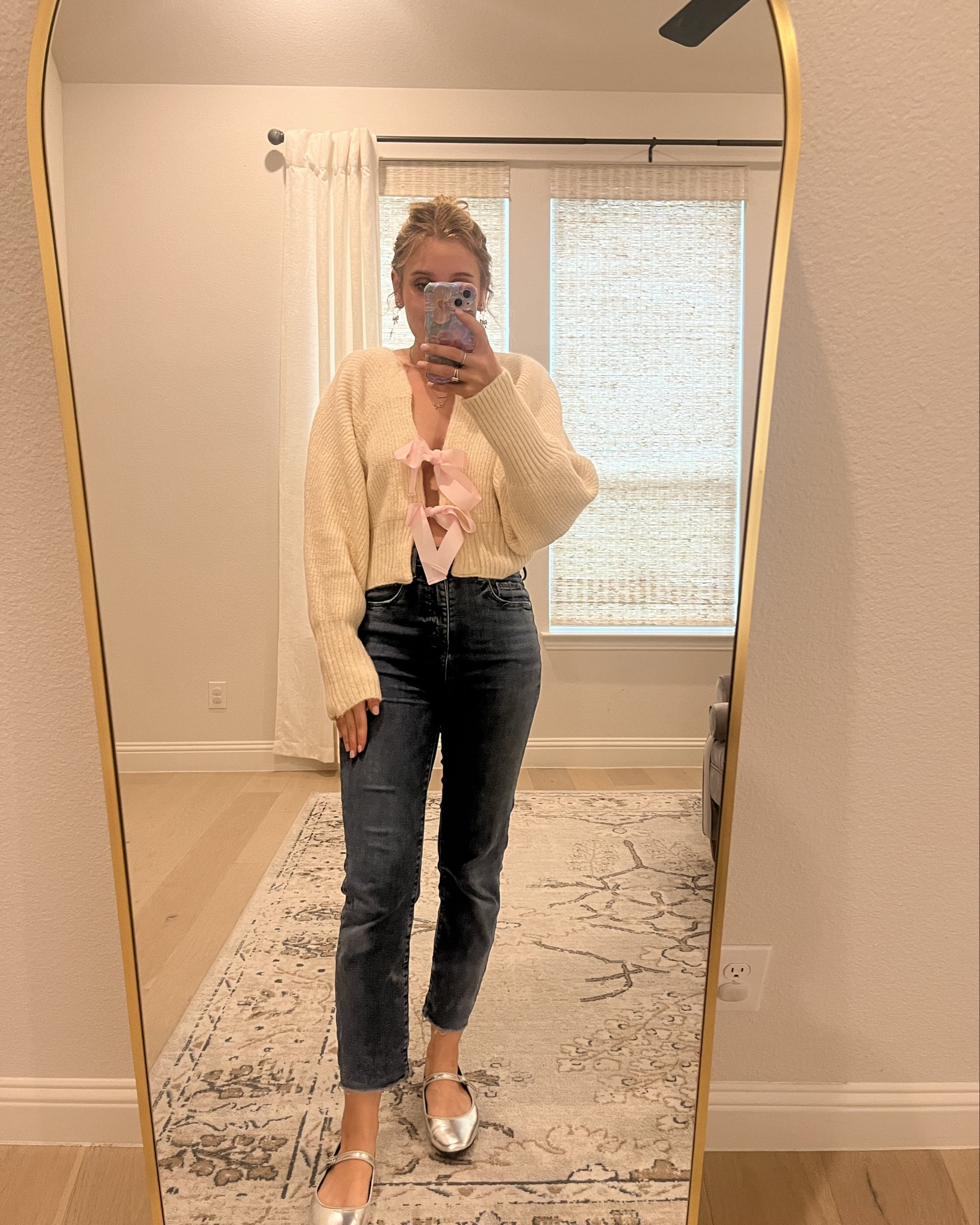 Obsessed with this bow sweater! I love how feminine it is. It’s so comfy, yet really elevates your outfit! I love it paired both with jeans and leggings! I will definitely be wearing this on repeatnow

#LTKStyleTip #LTKSeasonal #LTKFindsUnder100