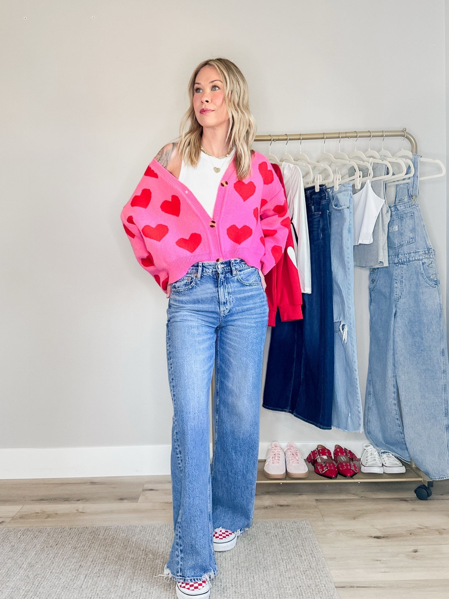 Cute crop cardigan for Valentine’s Day … from Amazon 🩷❤️

Use code “BRYN” for 10% off the necklaces ✨💜

#LTKFindsUnder50 #LTKStyleTip #LTKFindsUnder100