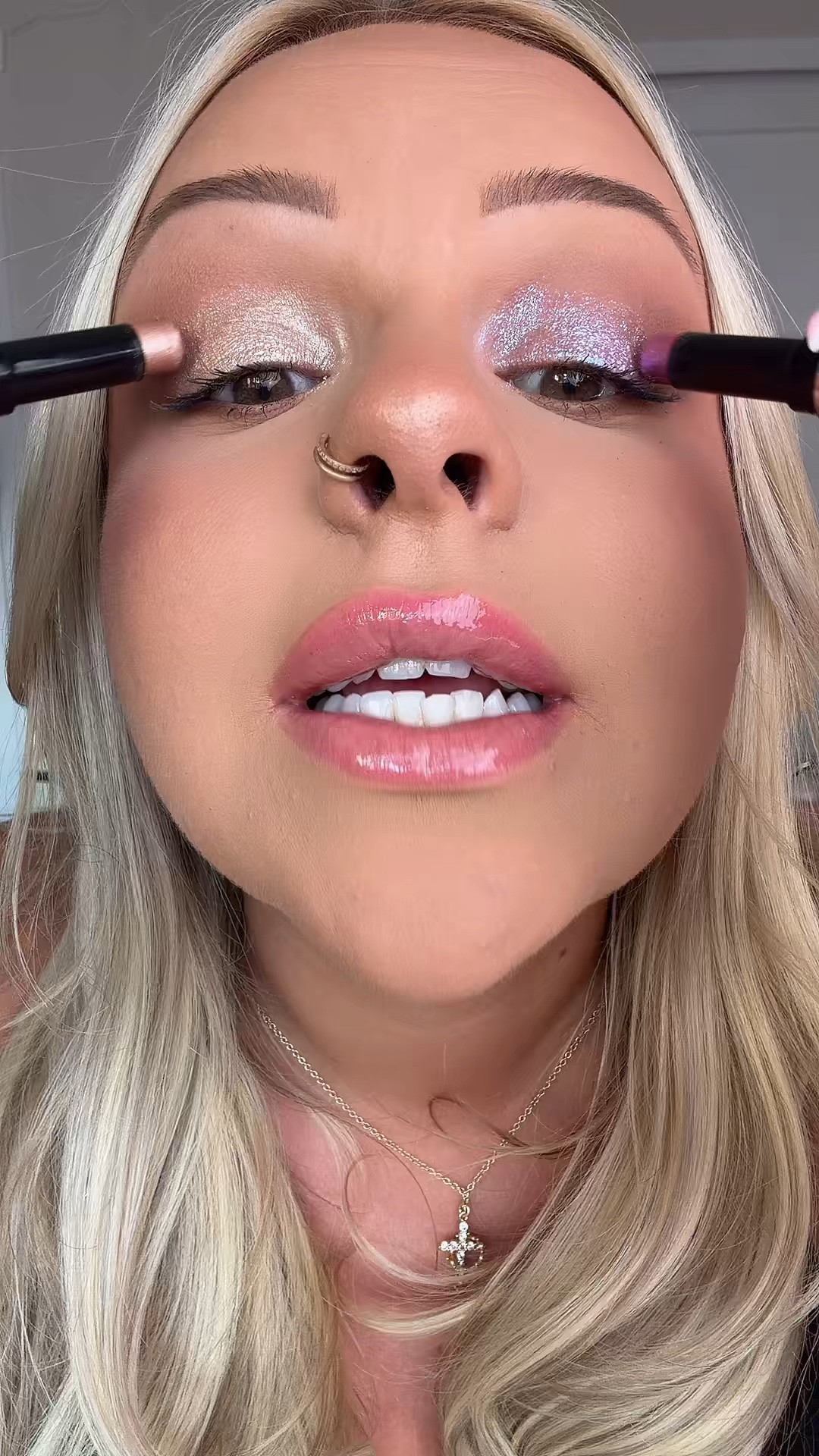 The most PERFECT shimmer eye shadow in a jelly stick! So easy and pretty!! 💕✨ used the shade “moonshell” and “amethyst” ✨💕 linked them below!