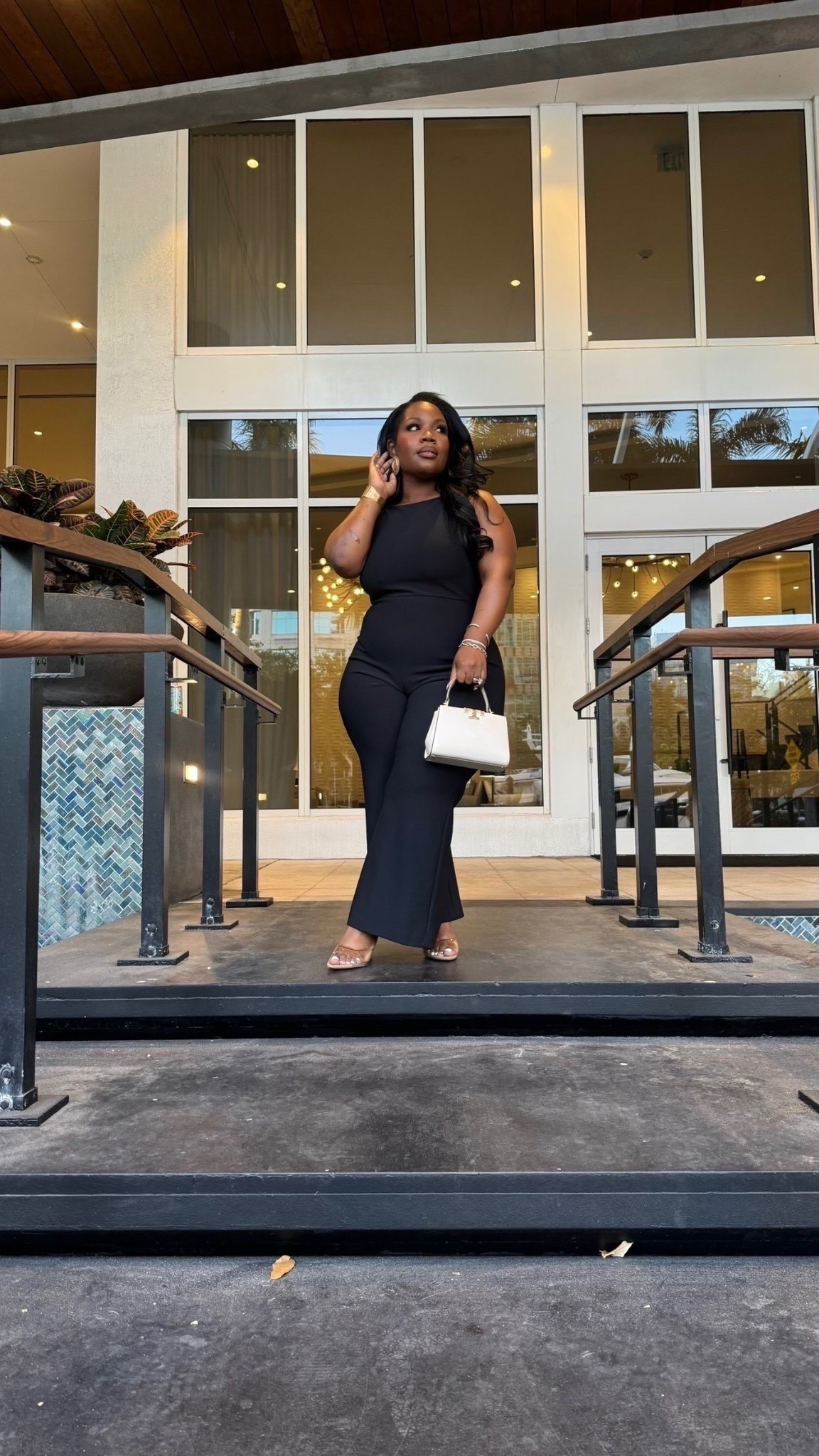 Jumpsuit is on clearance for under $40 and an extra 20% off!!

Code SUITEAF stacks! ⭐️

Abercrombie sale, fall outfits women, date night outfits, Emmy Petit

#LTKSaleAlert #LTKMidsize #LTKSeasonal