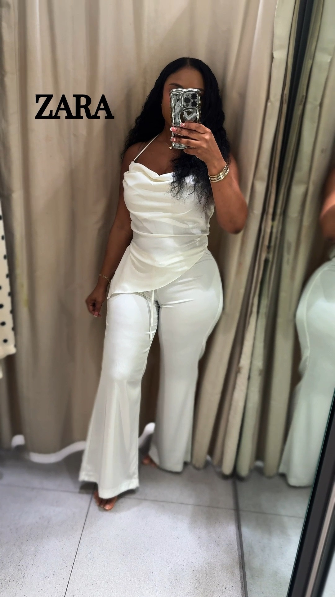 🤍 The perfect classy, all white look! 
Brand ZARA 


This Zara asymmetric satin halter top is perfect for an all-white party, wedding, date night, or any special occasion. The material is really good quality, has great stretch, and looks SO classy and elevated! ✨

Pair it with satin pants for a chic monochromatic look, and dress it up with heels or keep it effortless with sandals. Either way, you’ll look polished and expensive! 🤍

🛍️ Shop the look on my LTK!

summer dresses
vacation outfits beach 
date night outfits
ZaraFinds ZaraStyle AllWhiteParty WeddingGuestStyle WeddingOutfit SatinTop LTKFinds ClassyStyle ElegantOutfit DateNightStyle

#LTKU #LTKgrwm #LTKOver40