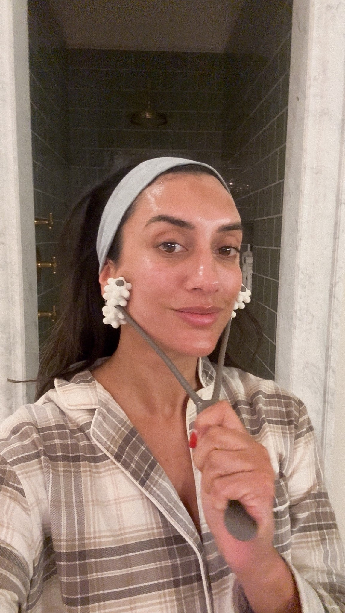 This device will give you a snatched jaw when used regularly. I use it when I apply my cleanser in the evening, or with a face oil. SO GOOD 

#LTKbeauty