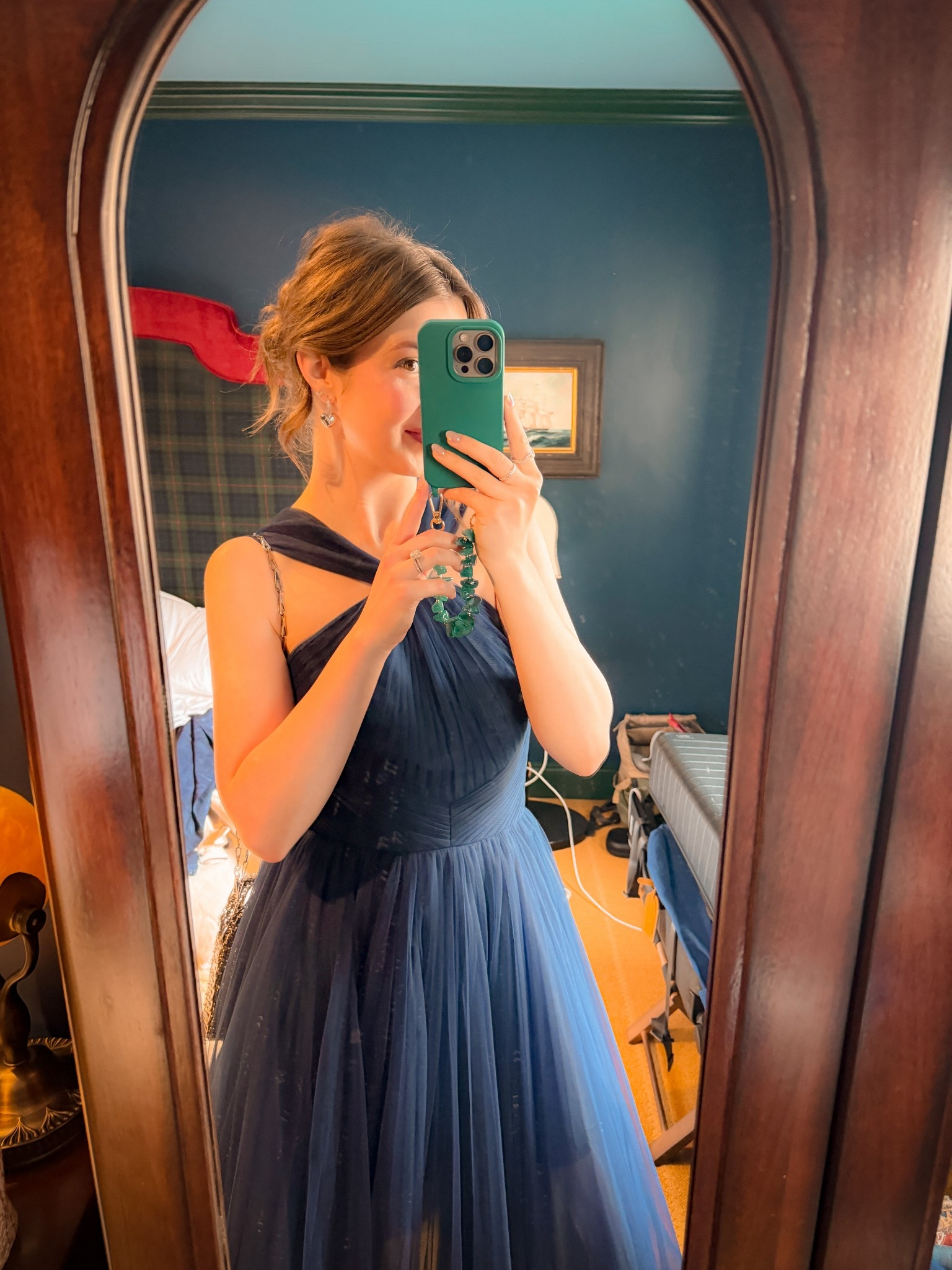 Dress is sold out from Zac Posen! This purse is perfect for any event. 

#LTKWedding #LTKParties #LTKFindsUnder100