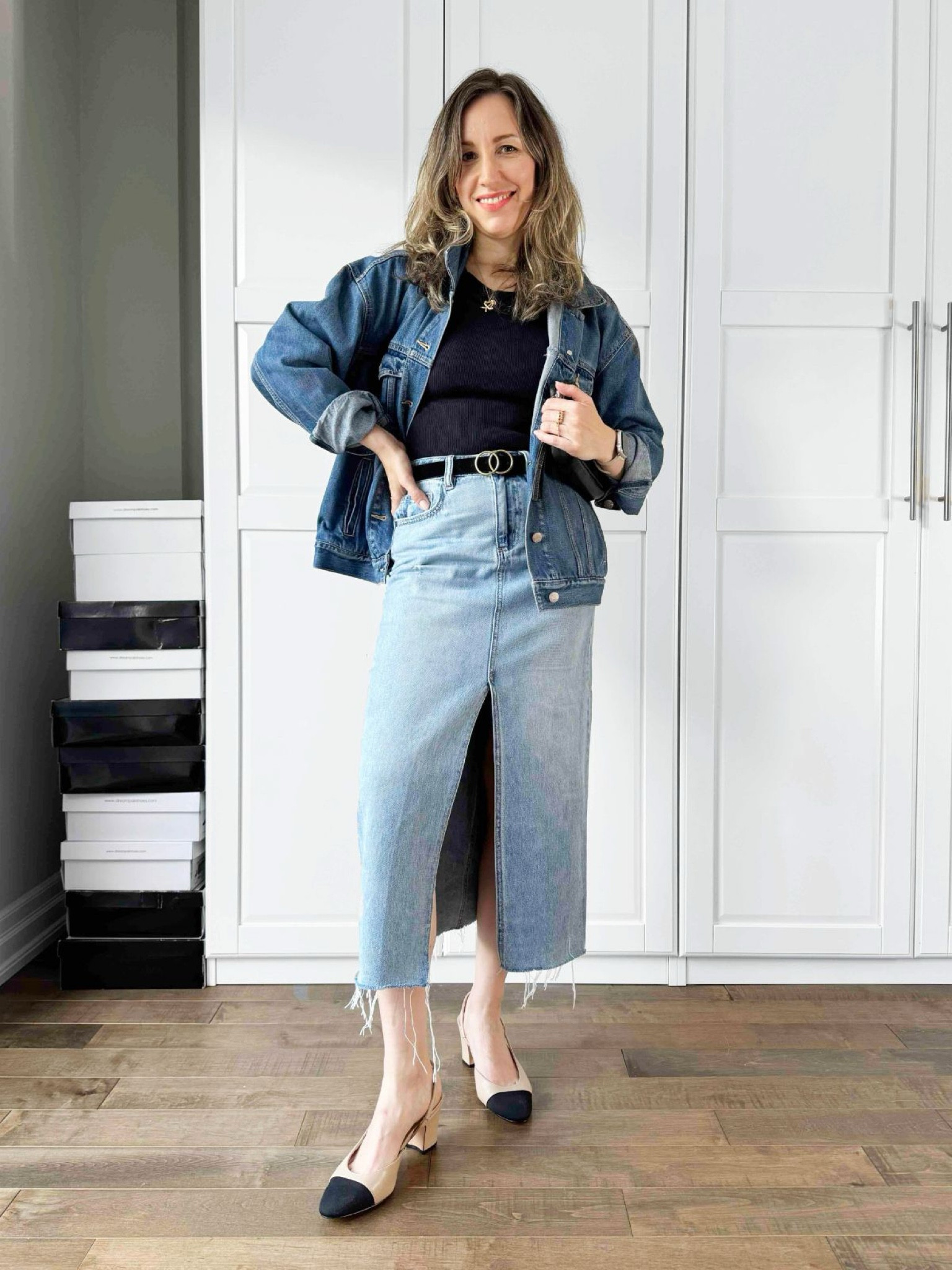 Denim in denim midi skirt

#LTKSeasonal #LTKOver40