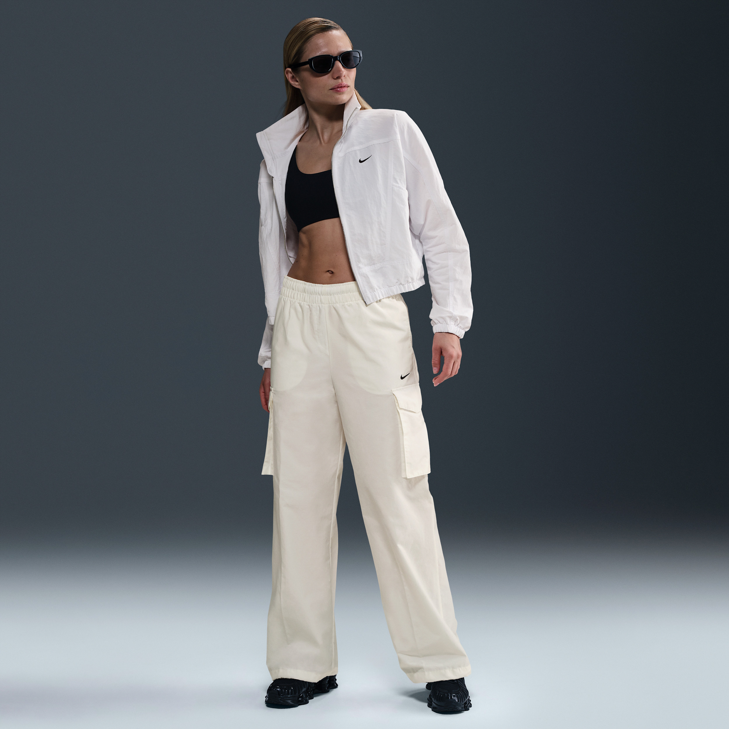 Women's Nike Sportswear Everything Wovens Mid-Rise Cargo Pants in White | HM6976-133 | Nike (US)