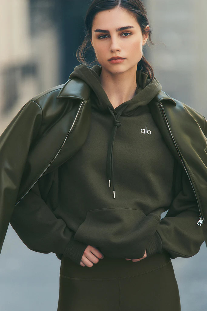 Accolade Hoodie - Green Olive | Alo Yoga (US)