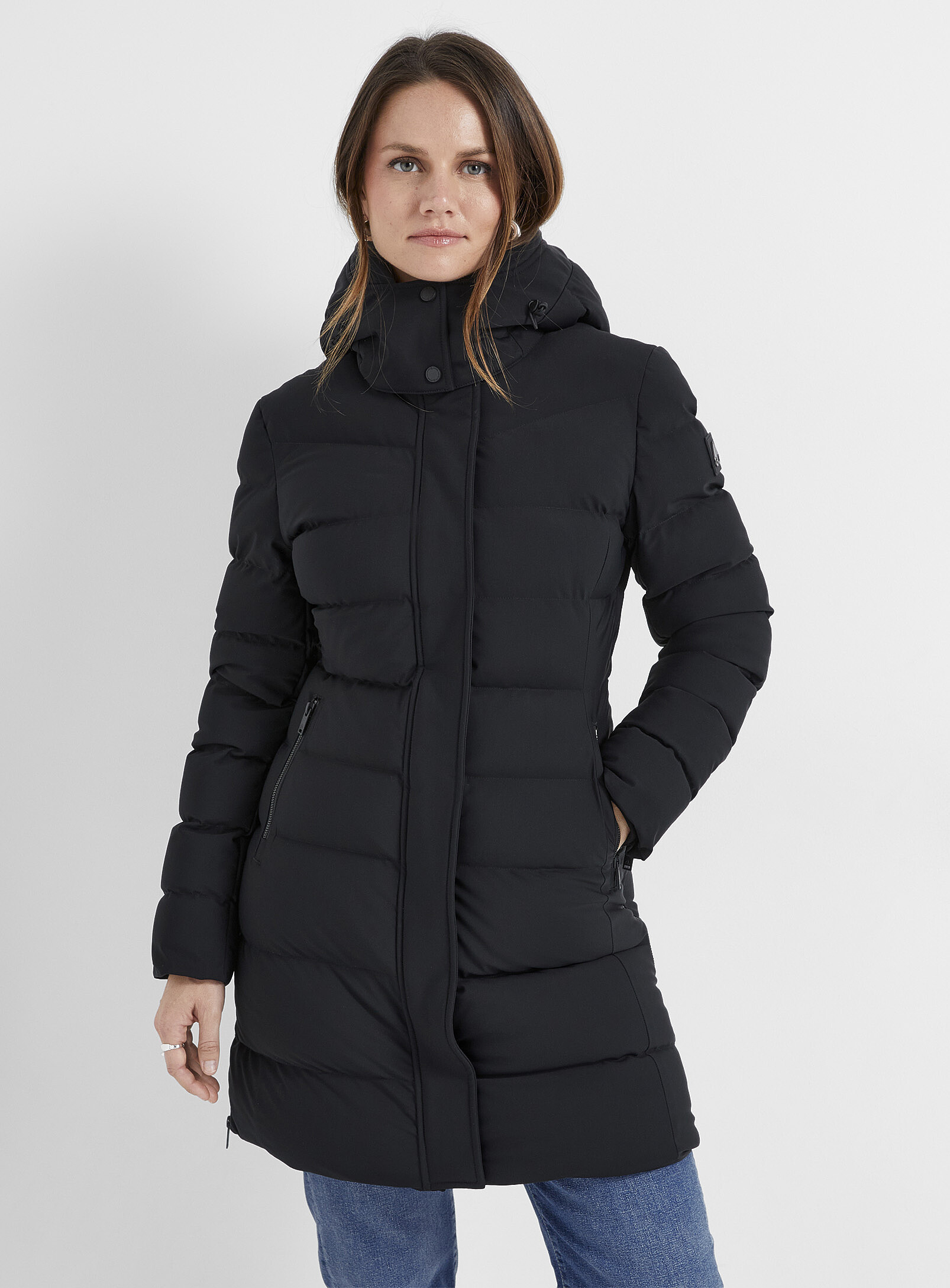 Moose Knuckles - Watershed long cinched parka (Women, Black, MEDIUM) | Simons