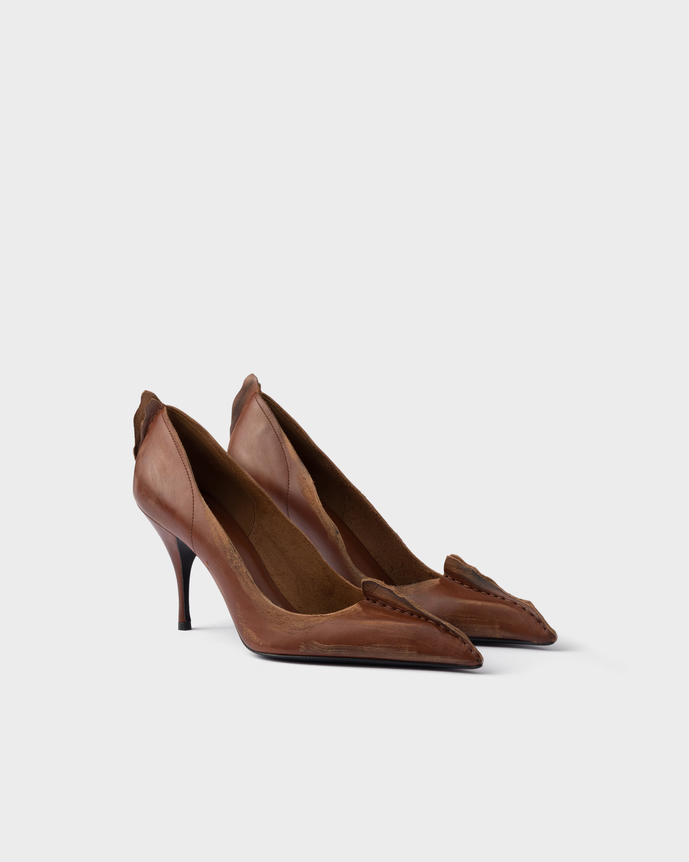 Antiqued leather pumps | Prada INT