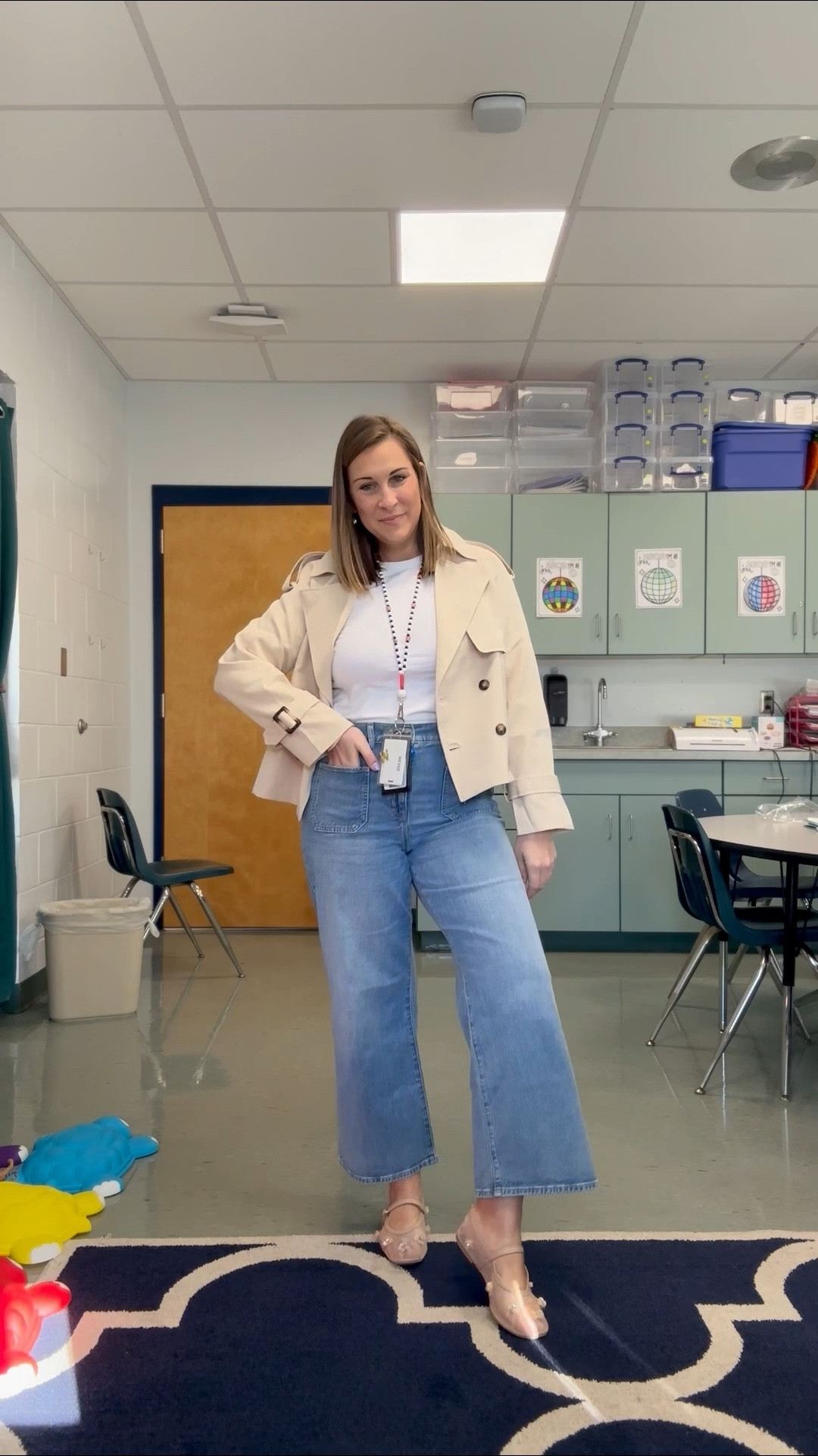 Cropped wide leg denim- so good! Teacher ootd, casual workwear 

Medium in tops 
Size 29 in jeans- tts

#LTKMidsize #LTKSpringSale #LTKWorkwear