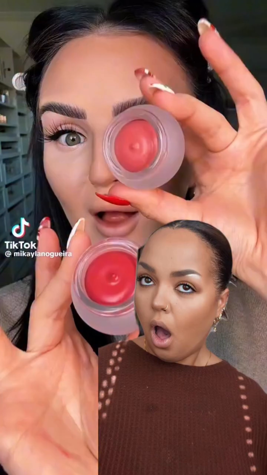 tiktok made me do it 💅🏽 i finally got my hands on the viral fwee pudding pots now available at Boots 😍 this fluffy, blurring pudding pot melts seamlessly onto lips and cheeks, smoothing fine lines and pores for that soft, airbrushed finish ✨

i used faded (a muted rose) on my cheeks for a warm natural flush and baddie (a plum pink) on my lips for that everyday tint 💋 the texture is unreal – bouncy, blendable and so easy to use whether you apply with your fingers or a brush.

it comes in 20 blendable shades and honestly gives that perfect k-beauty glow in seconds. you can grab yours in-store or online at boots 👀



#LTKbeauty #LTKfestive #LTKautumn