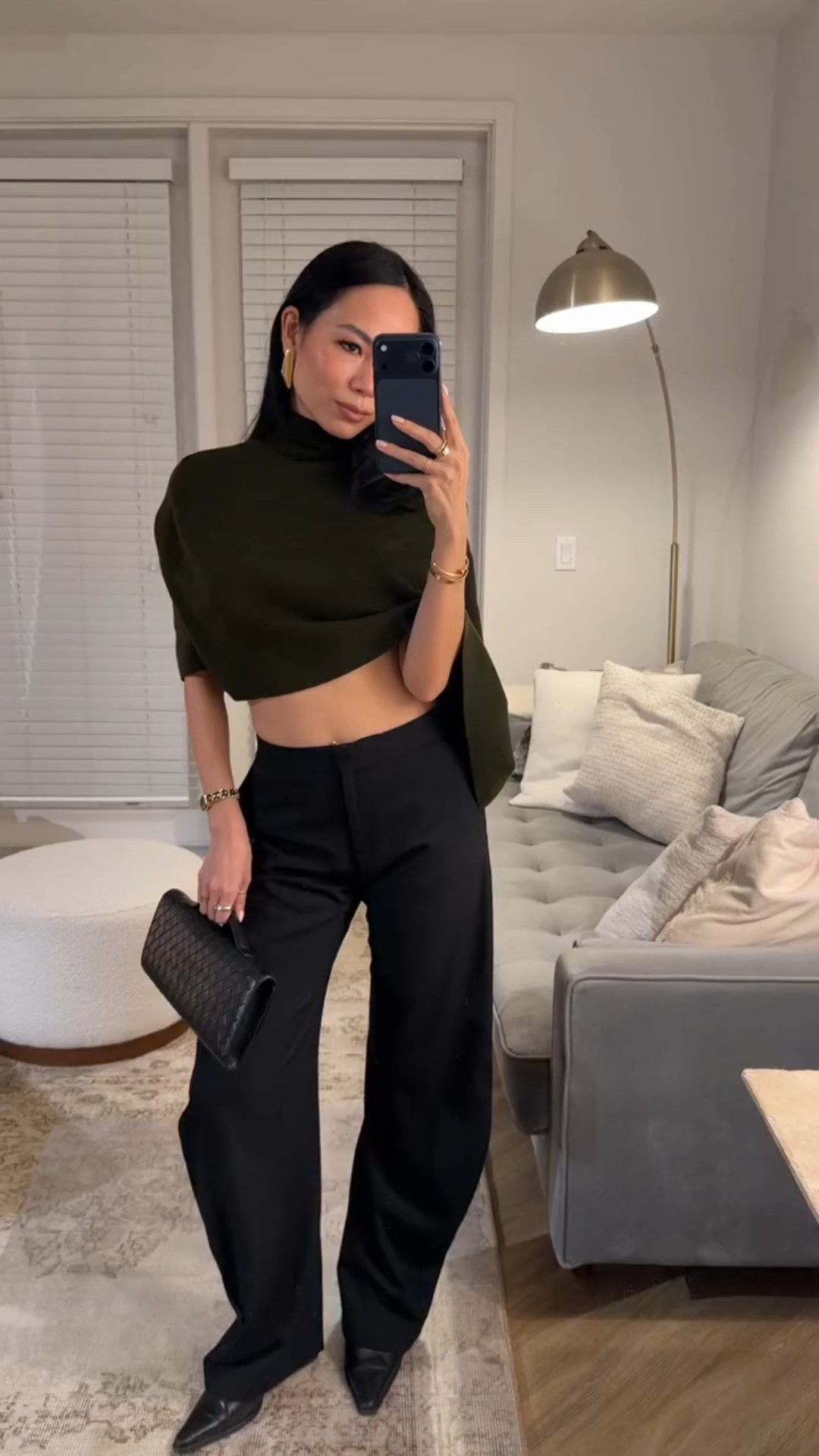 Outfit from day to night . Cape outfit 

Pants are from Zara 
.
.
.
.
#nycoutfit#capetop#capeoutfit#barrelpants#trouserstyles

#LTKgrwm #LTKootd