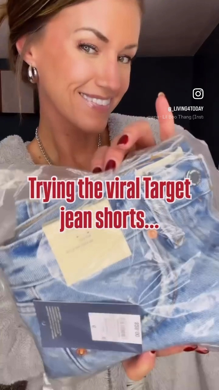 Impressed with these new 🎯 shorts. Sweater/ medium
Shorts/ 6 (size down if between)
Linked similar purses 
#LTKmomlife #LTKSeasonal