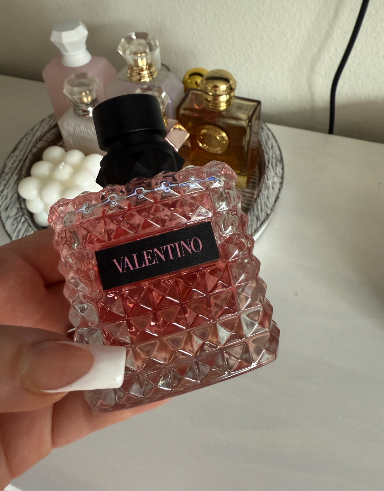 This perfume is absolutely INSANE! My top 3 for sure and probably my number 1 for when I think about it💕  you will get endless compliments. ROMANTIC AND SEXY! Lasts SO LONG, and is just such a beautiful elegant scent! 