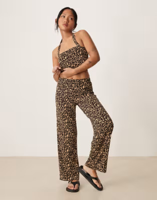 Vila Petite slinky jersey halter neck top co-ord in leopard print | ASOS (Global)