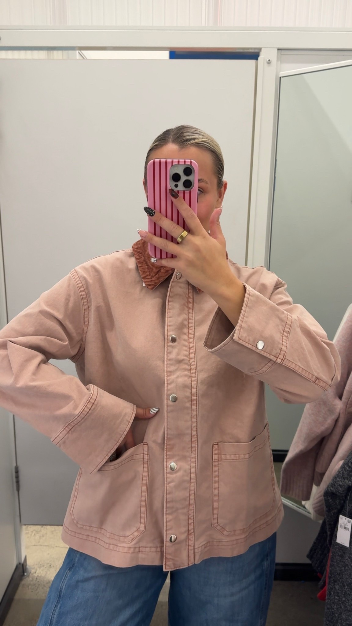 Size large 

#LTKHoliday #LTKMidsize #LTKSeasonal