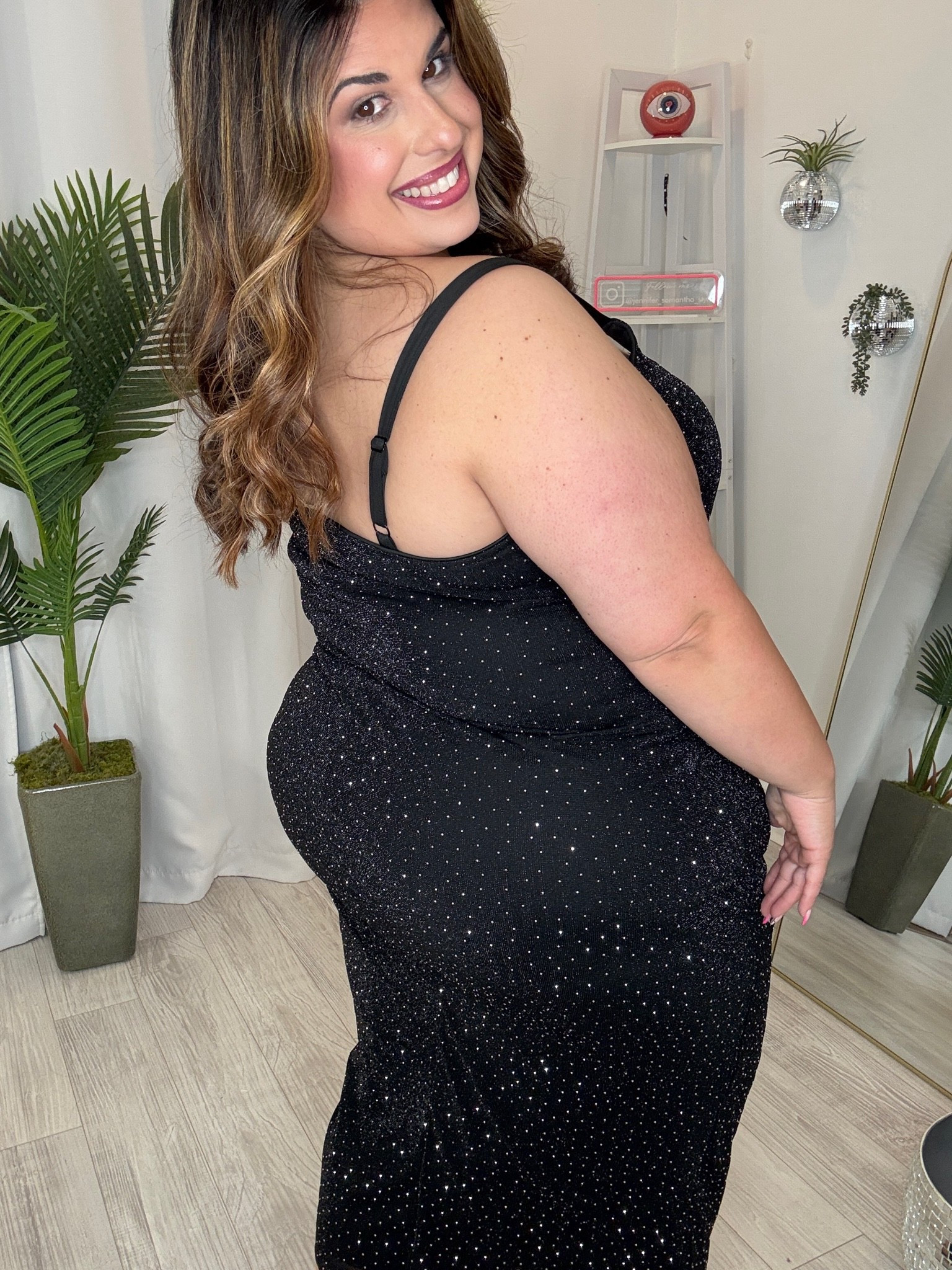 Don’t let the roll police stop you from wearing the bodycon dress

#LTKOver40 #LTKPlusSize #LTKootd