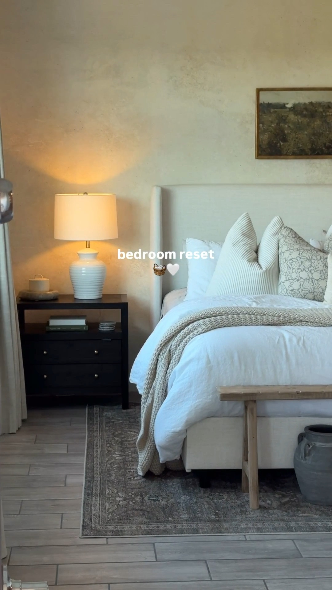 Bedroom reset🤎 linking all my favorite bedding finds in my room🫶🏼 

#bedroom #bedroomdecor #bedding #bedroomreset #beddinginspo

#LTKHome