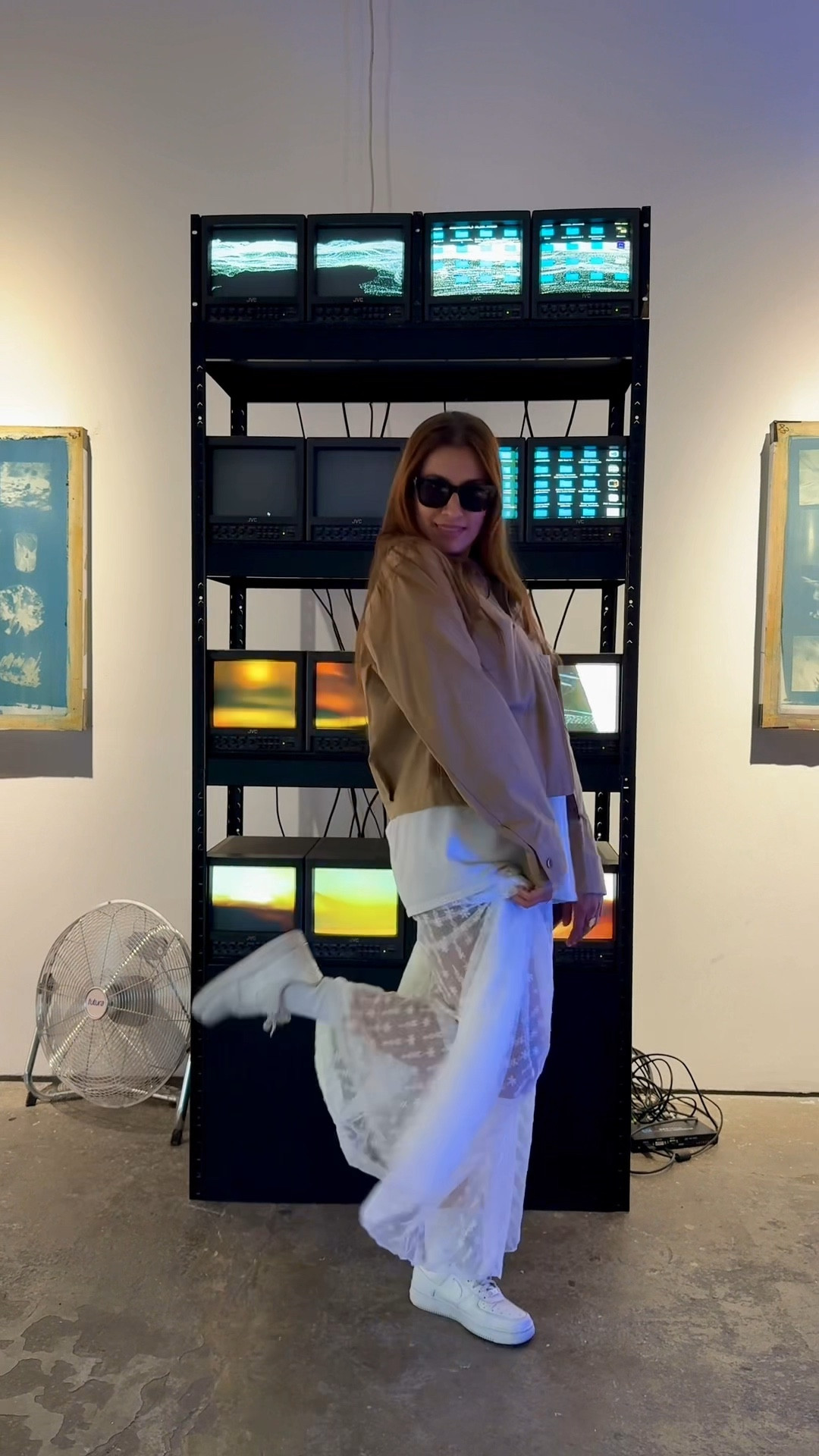 Another angle of the sheer skirt #hm and the cropped barn jacket #uniqlo


#LTKautumn #LTKsummer #LTKstyletip