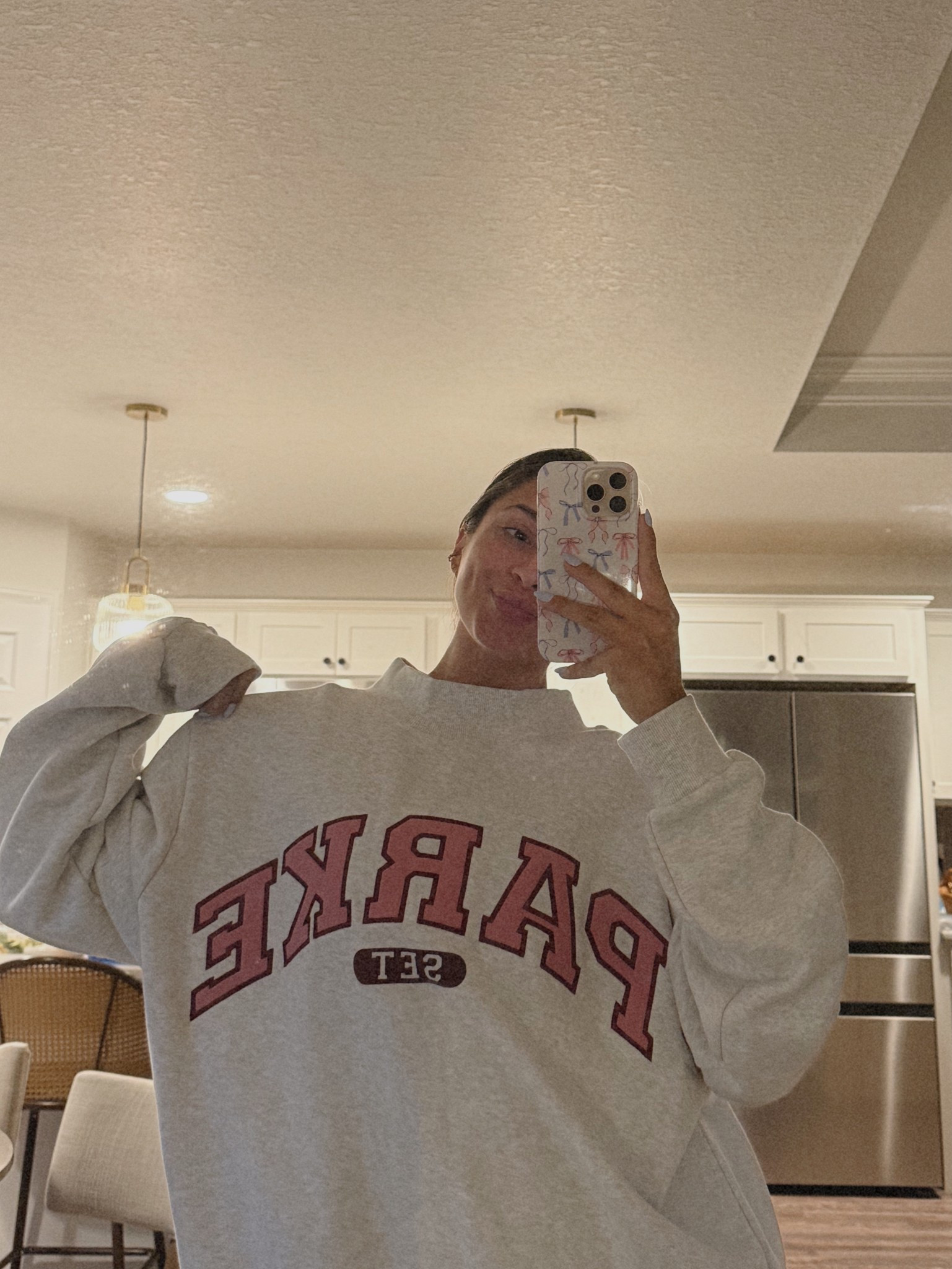 propaganda I fell for…. living in this sweatshirt until further notice.. 🤭💖✨🫶🏼 #parke #setactive #atheleisure #workout #outfit #fallstyle #falloutfits 