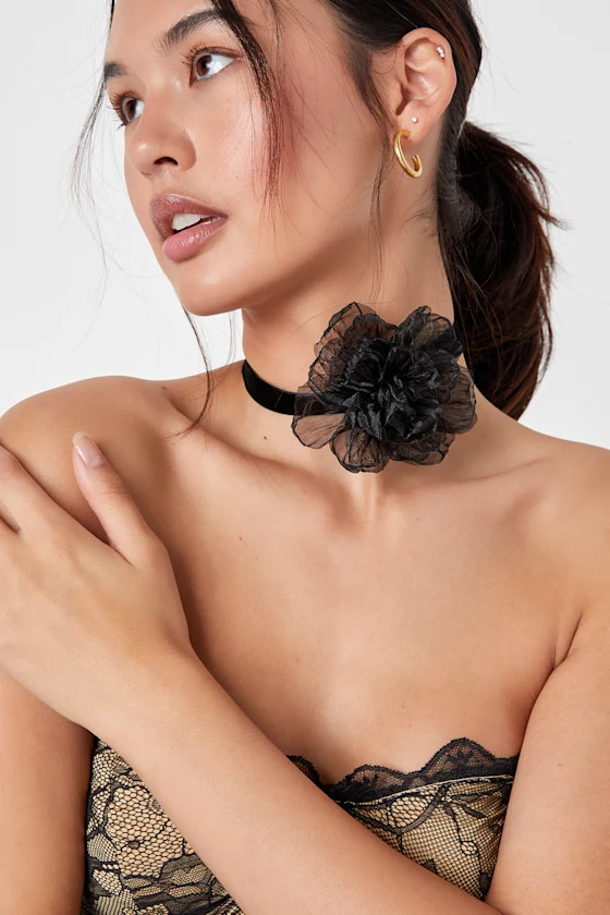Dramatic Radiance Black Velvet Flower Choker Necklace | Lulus (US)