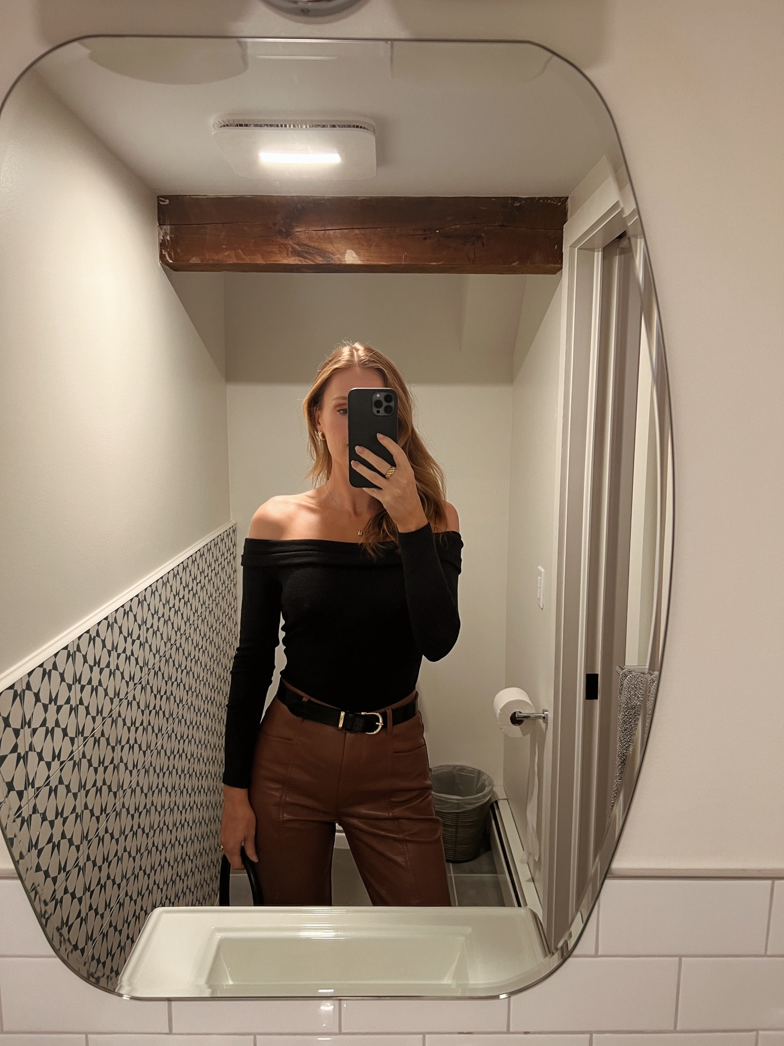 Abercrombie off the shoulder top - fabric is so soft! 

#LTKSeasonal