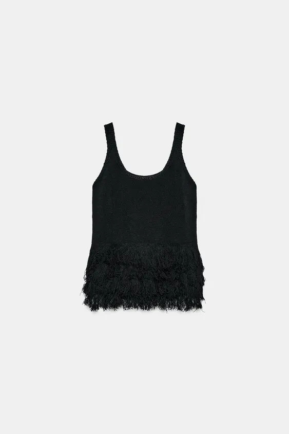 Top with a round neckline, wide straps and a fringed hem. | Zara DE