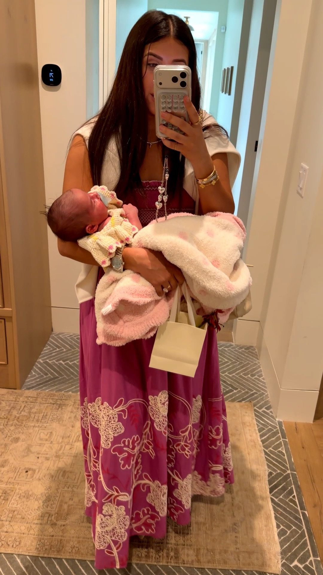 Sundress season is my favorite season! This tuckernuck one is a beauty & so worth it ✨

Size:small

Dressupbuttercup.com #dressupbuttercup #dederaad


#LTKootd #LTKmomlife #LTKSeasonal