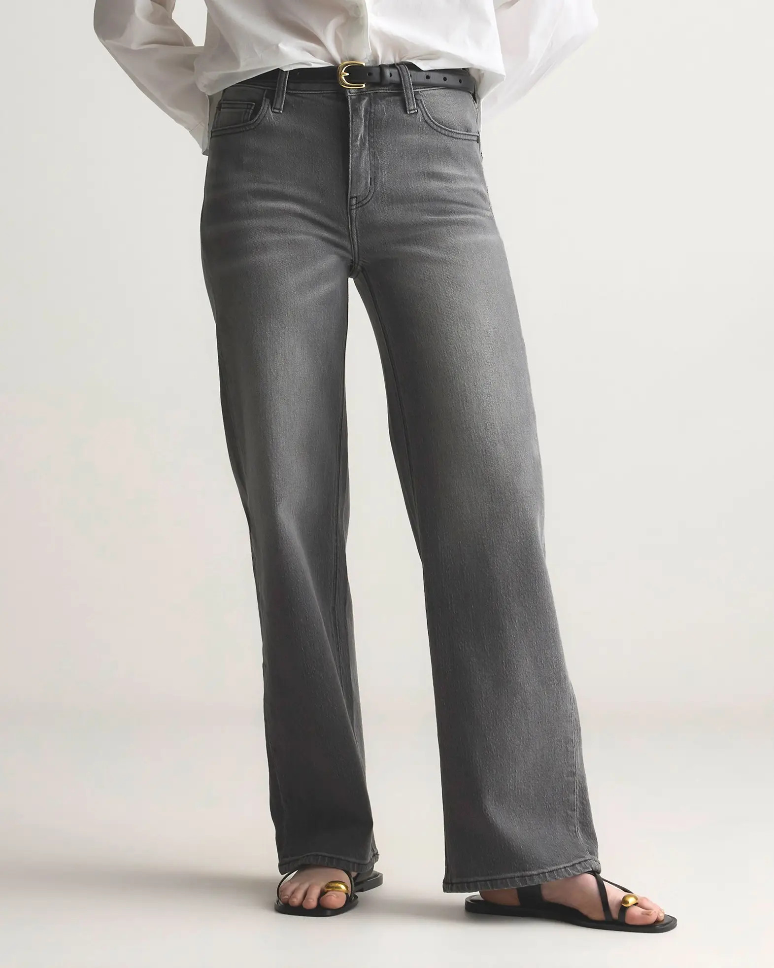 Bella Stretch Relaxed Straight Jeans in Stonewashed Grey | Quince