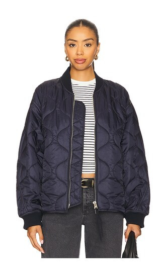 AGOLDE Isla Quilted Jacket in Navy. - size L | Revolve Clothing (Global)