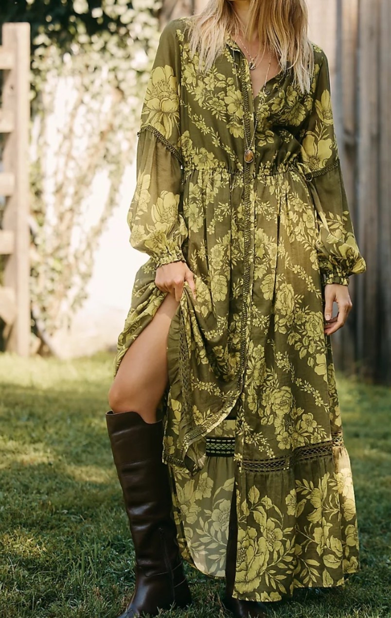The stunning dress. 