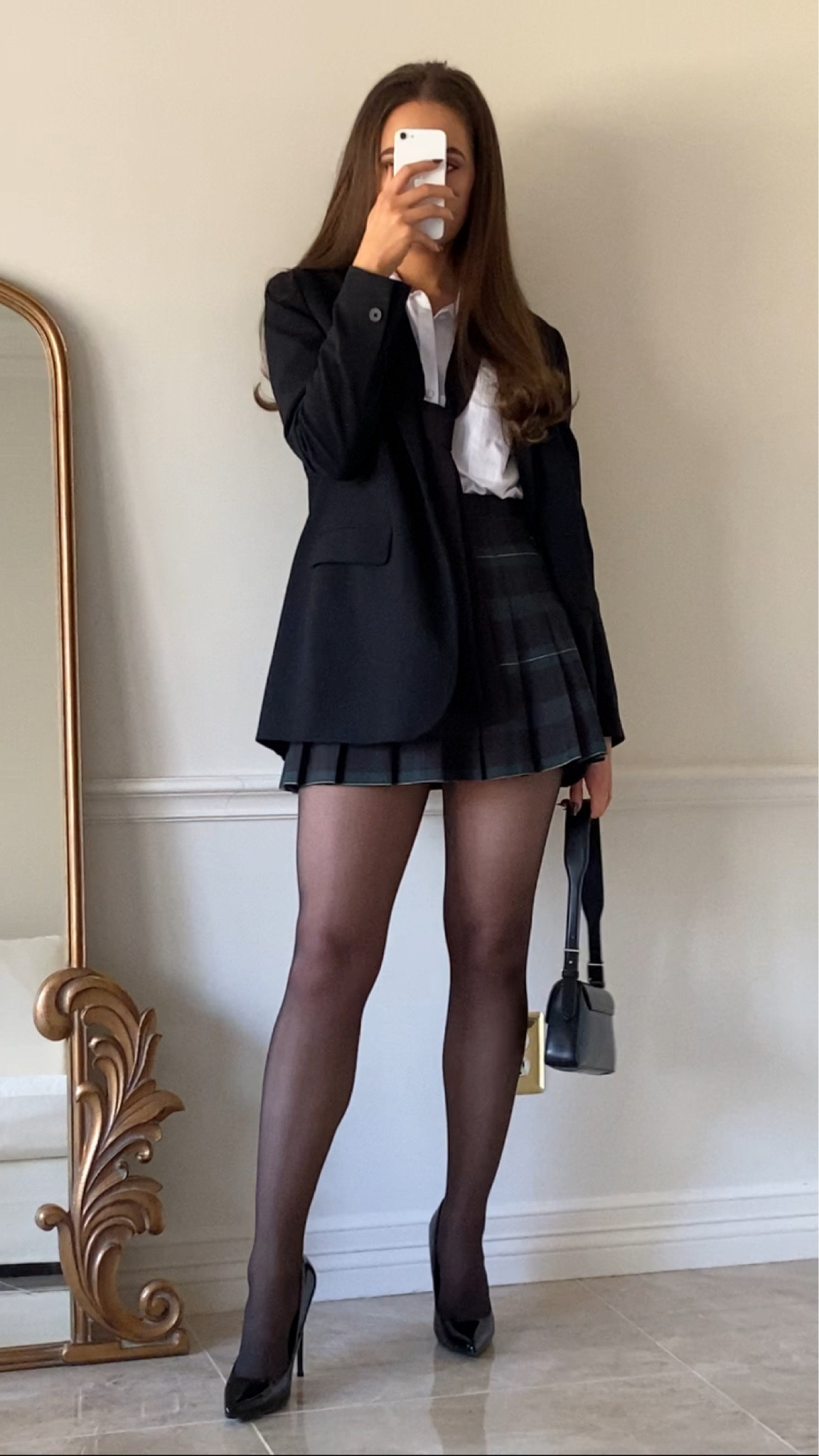 Georgina Sparks inspired outfit, bag is from Zara 

#LTKeurope #LTKfit #LTKstyletip