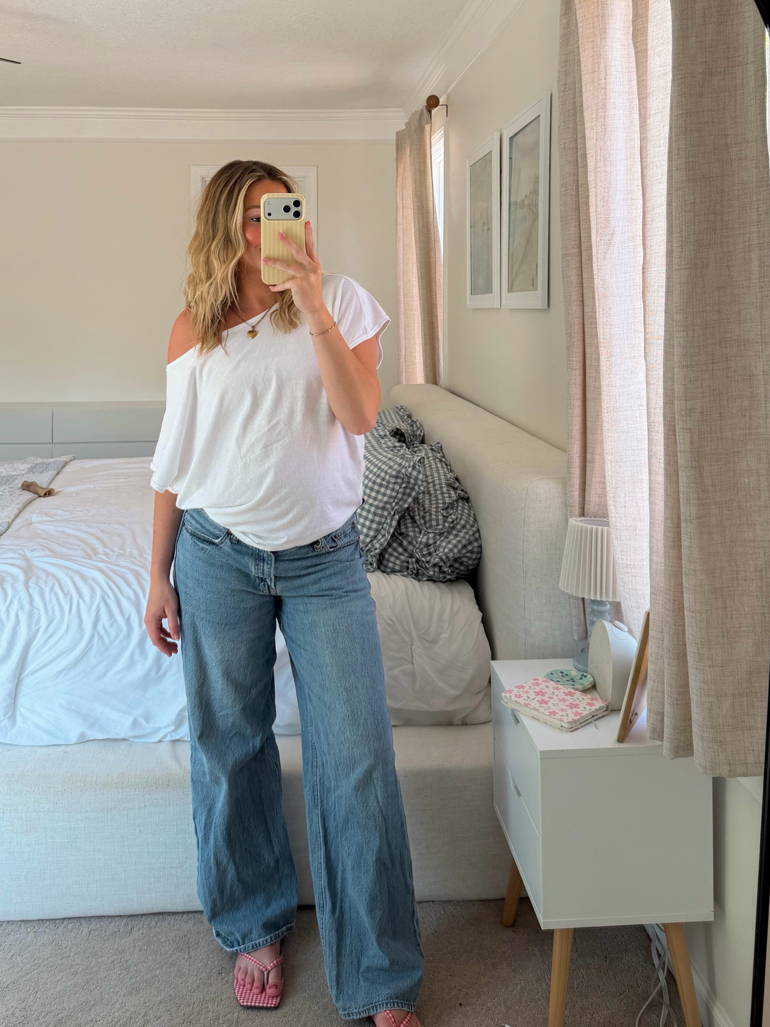 Casual pregnancy ootd!! 

This is the perfect basic tee for pregnancy, super comfy and baggy up top but gets tighter around the waist to create some shape. It compliments the bump perfectly and doesn’t just look like I’m wearing a giant tent like most baggy T-shirts too while pregnant.  ￼

#LTKBump