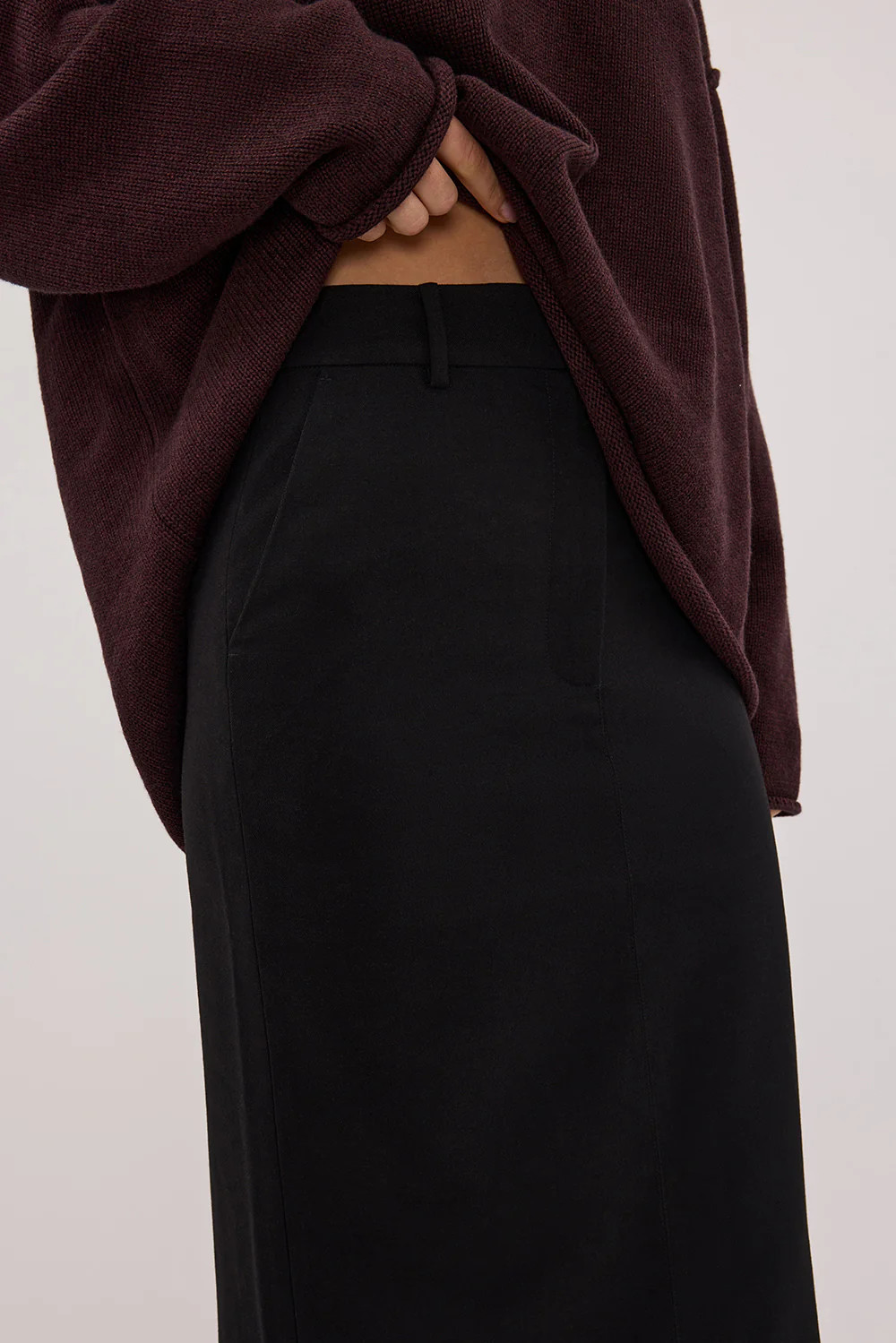 LIZA BLACK TAILORED MIDI SKIRT | DISSH