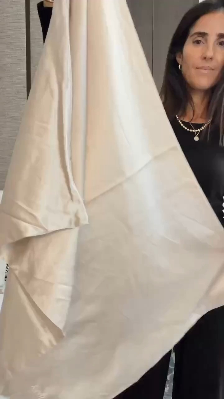 Anyone else feel guilty being a side sleeper? I love this silk pillow case, I use one at home and love this one for travel!
StylinByAylin, Aylin #travel #travelhacks #amazon 

 #LTKgrwm #LTKselfcare #LTKTravel