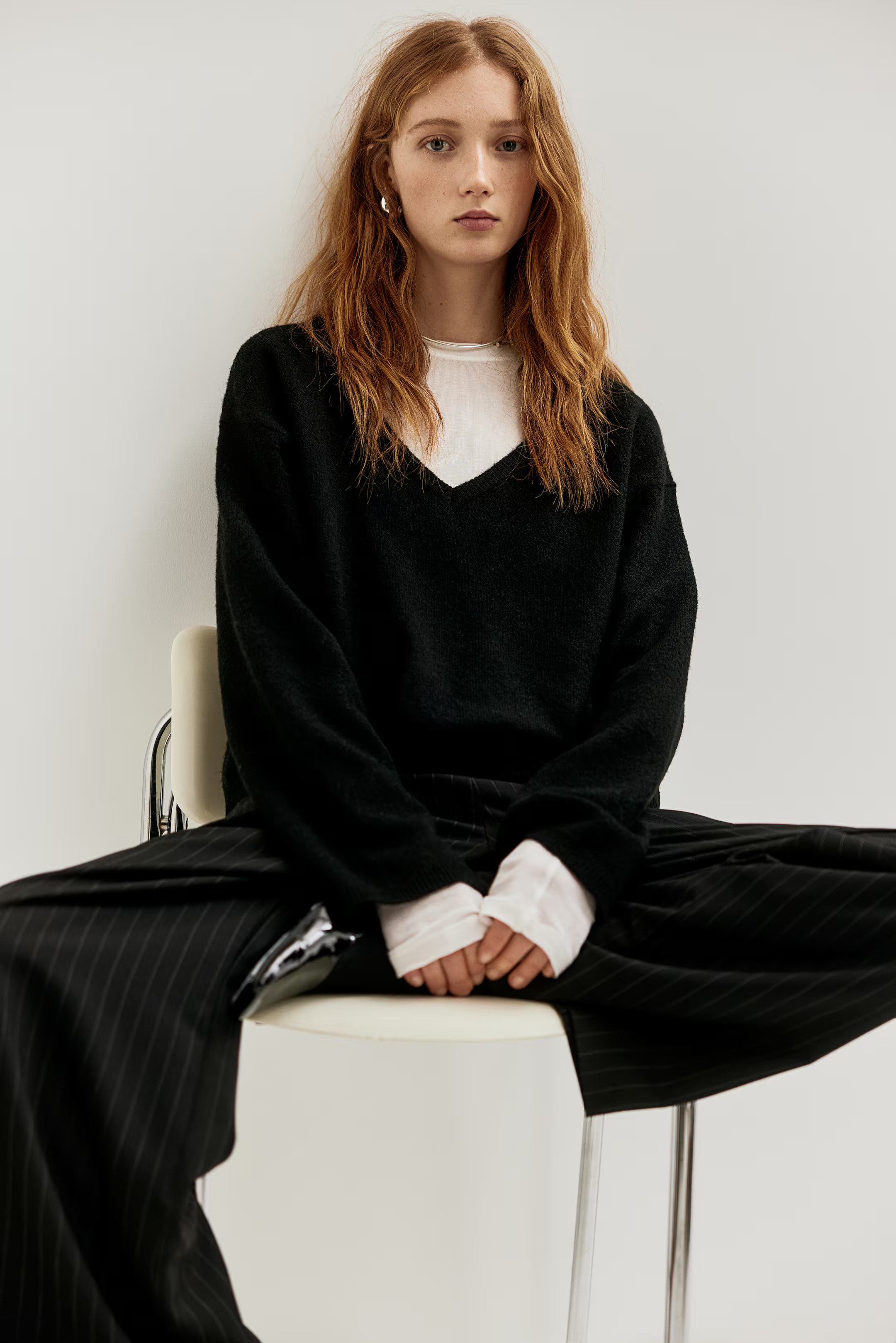 Fine-knit V-neck jumper | H&M (UK, MY, IN, SG, PH, TW, HK)