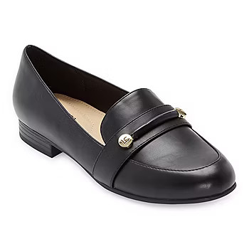 Liz Claiborne Womens Trish Loafers | JCPenney