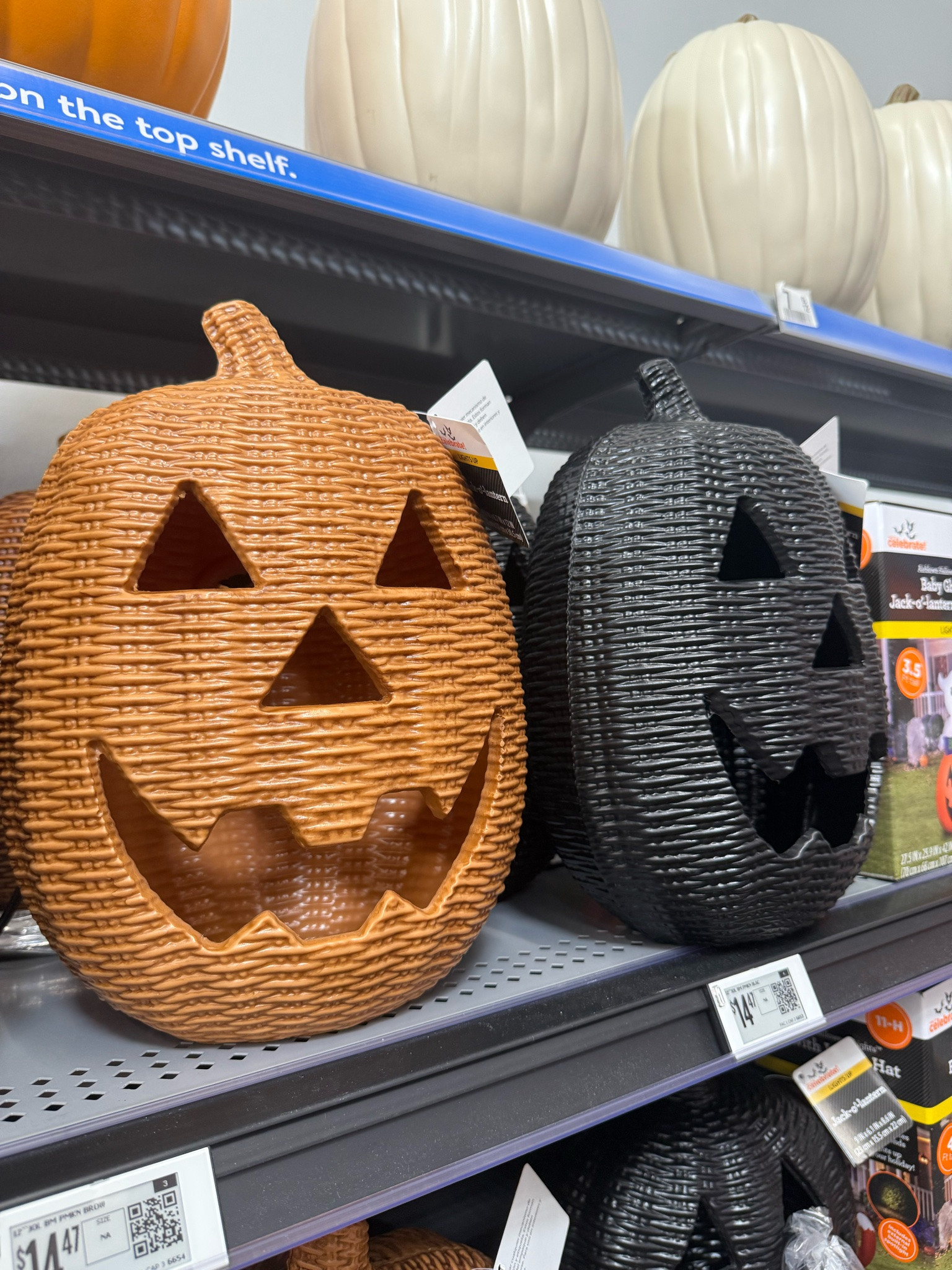 Woven jack-o-lanterns 

halloween home decor  spooky season  walmart home  walmart finds @Walmart

#LTKselfcare #LTKSeasonal #LTKHome