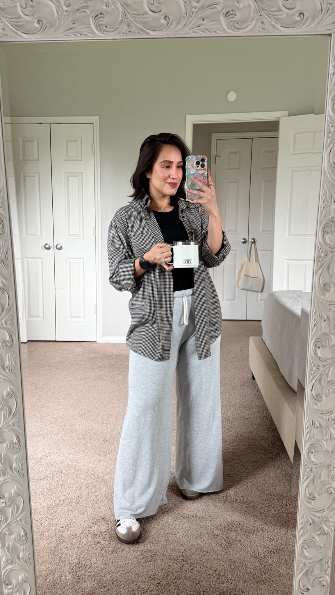 Stay at home mom outfit vibes. Comfy, casual, and feeling put together 🫶🏼

Pants are size small short
Size down on adidas samba

#LTKmomlife #LTKootd #LTKPetite