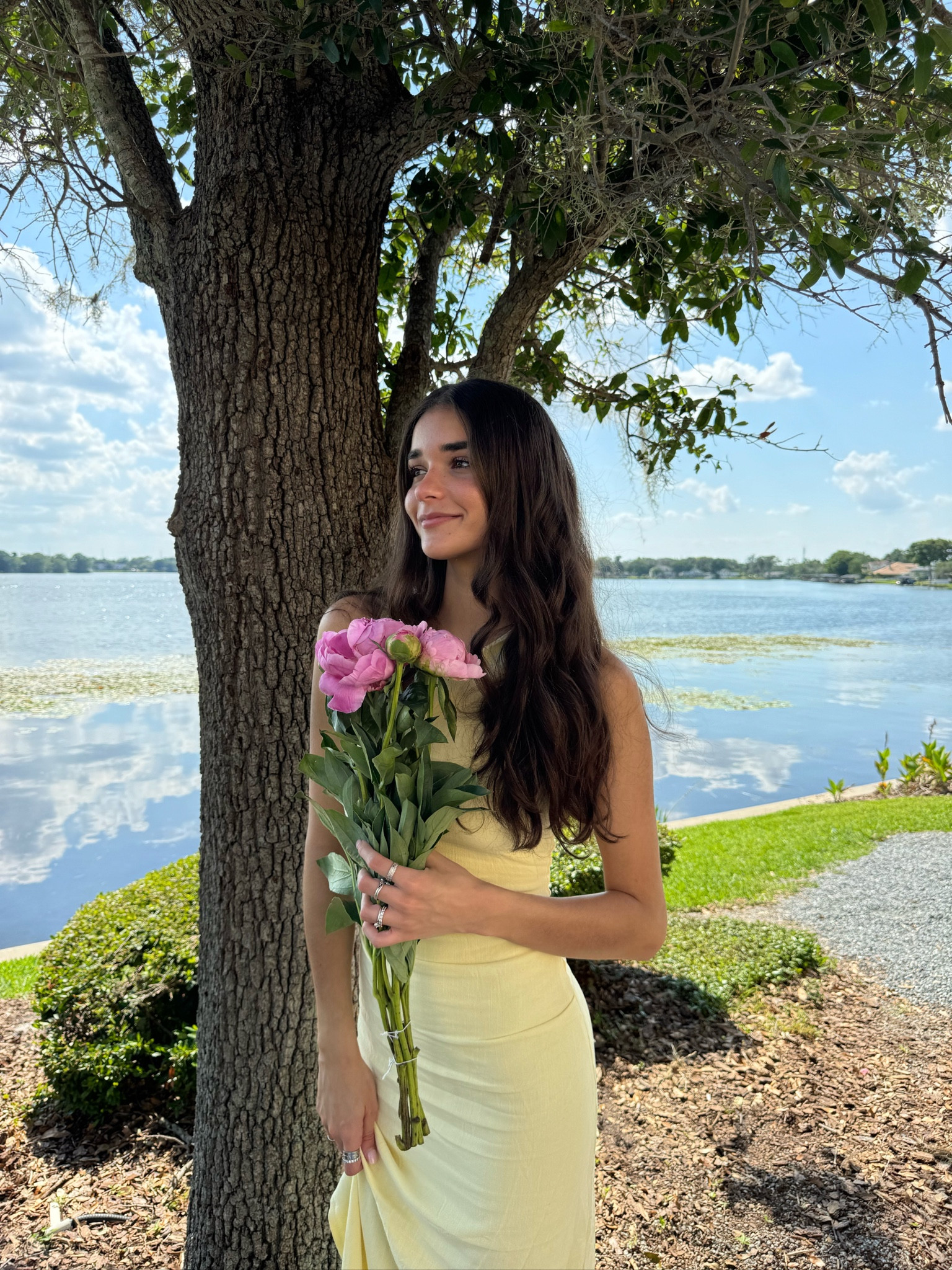 The best summer dress!! It’s also great for events!! 💕💕