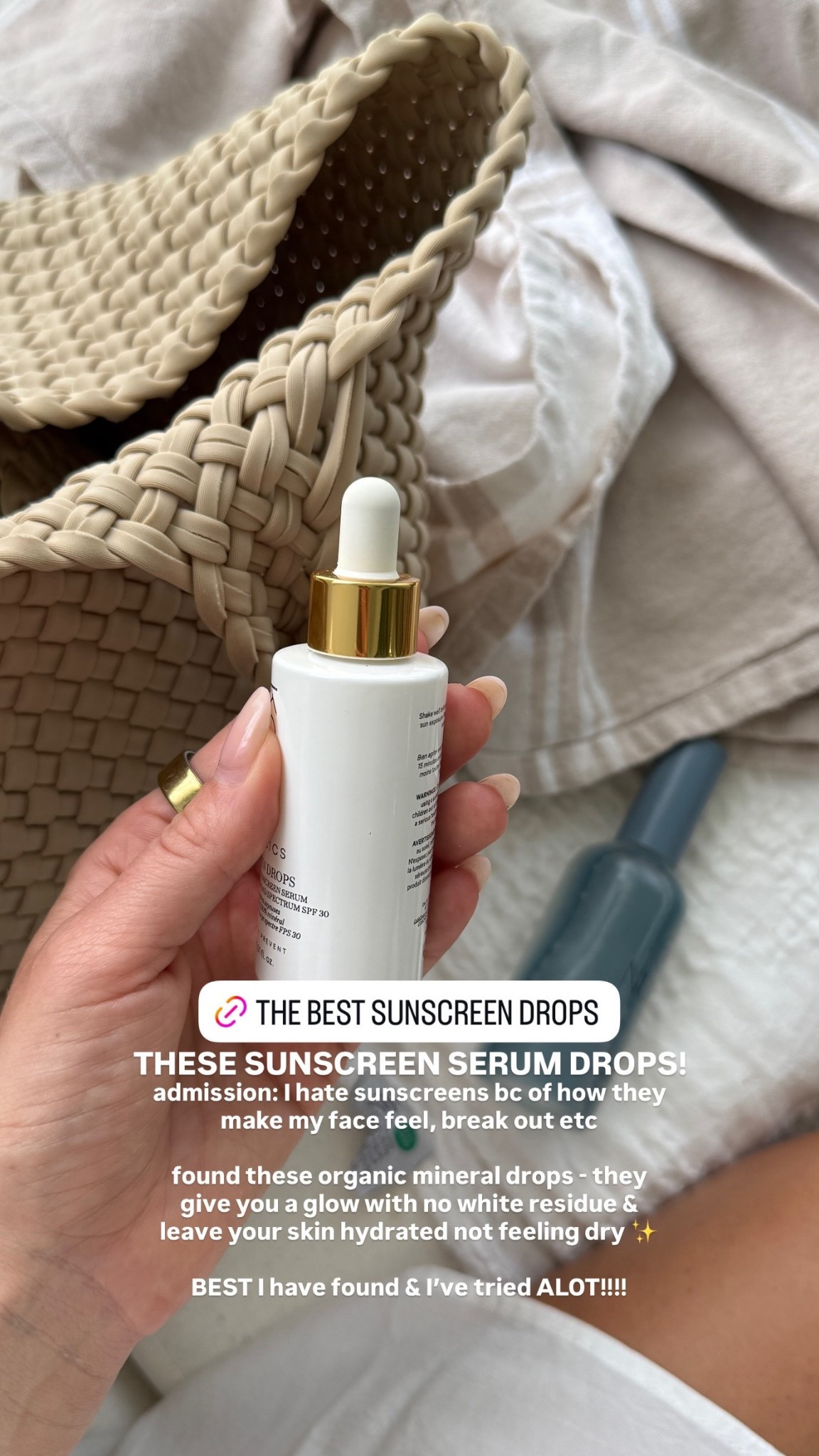 These organic sunscreen drops are the best. Feels more like skincare. 

Kopari, sunscreen, skincare, spf, beach day essentials 

#LTKSwim #LTKBeauty #LTKselfcare